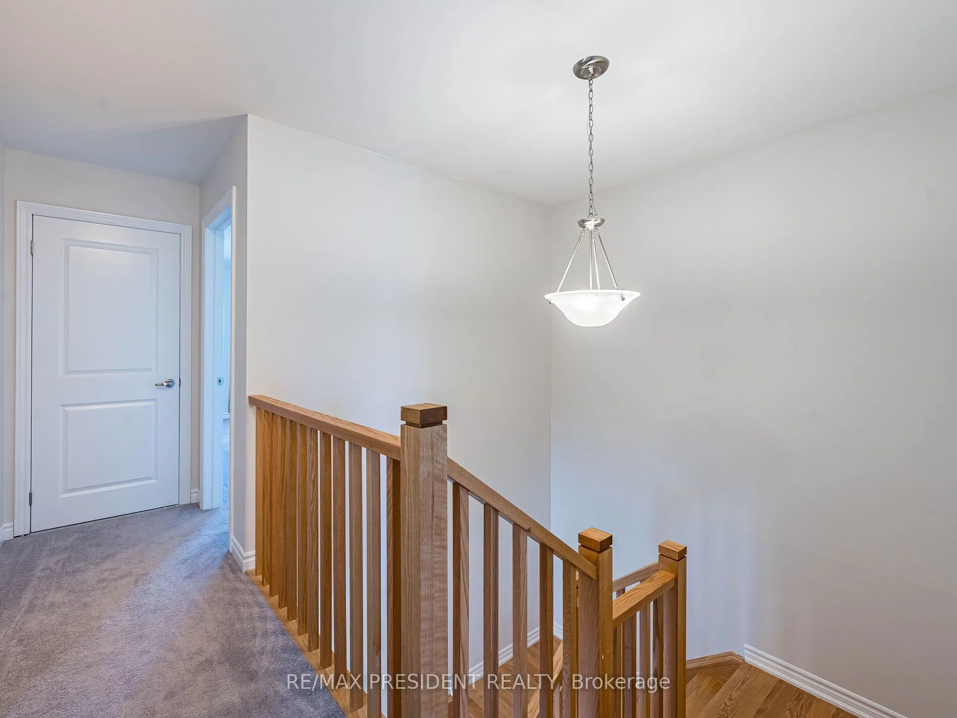 83 Brethet Heights