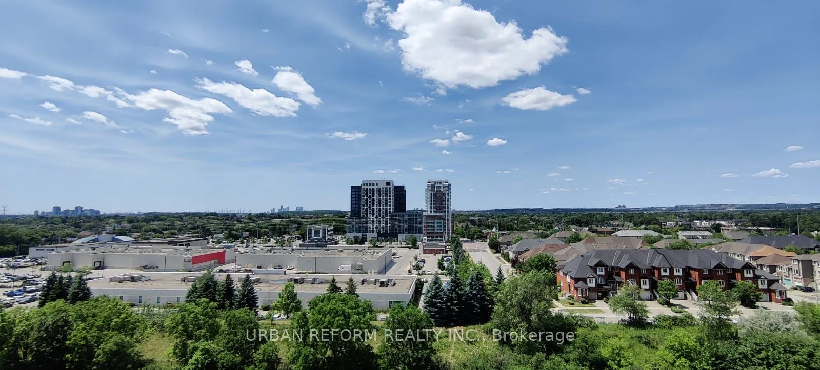 95 Oneida Crescent, #801