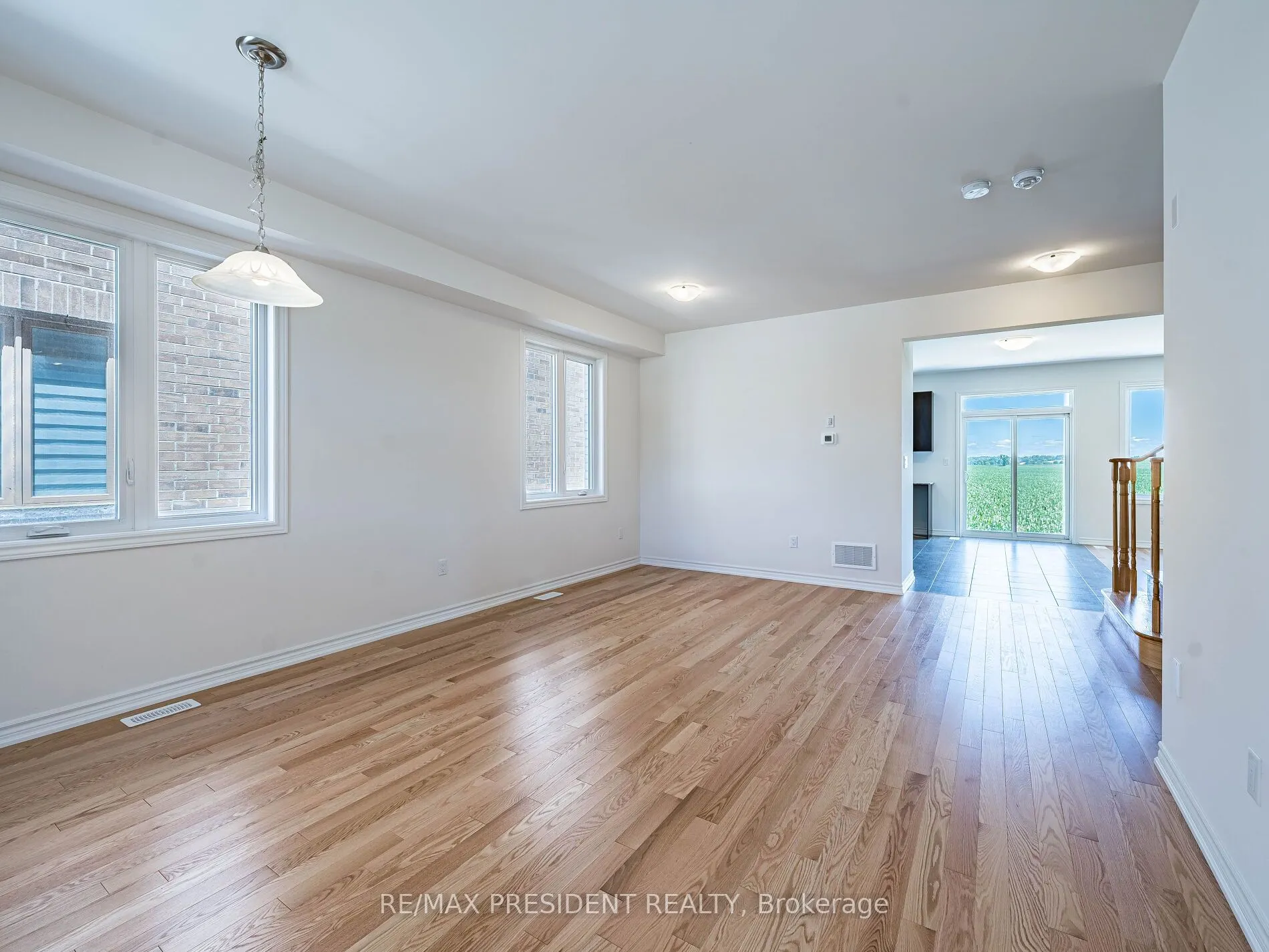 65 Brethet Heights