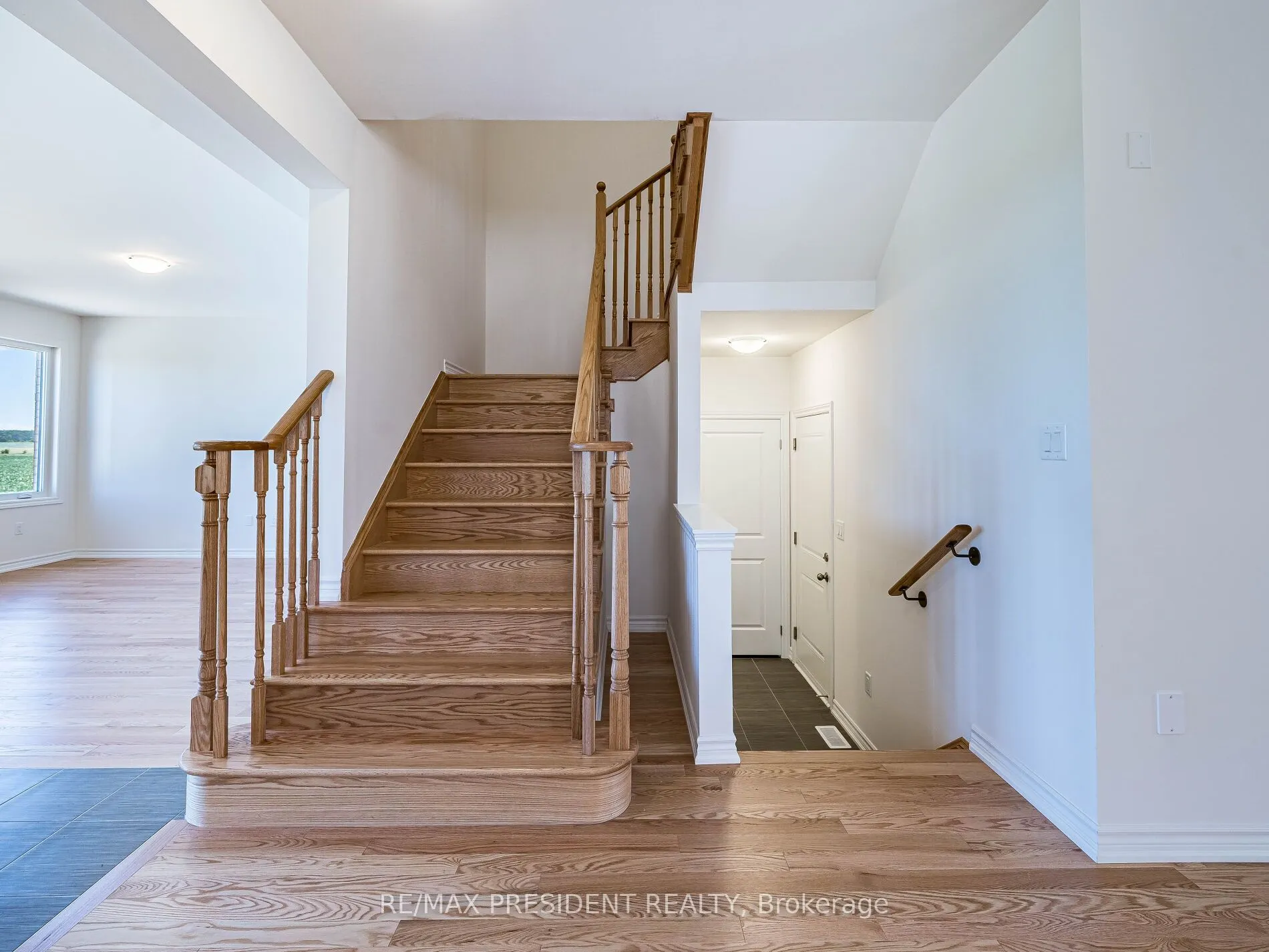 65 Brethet Heights