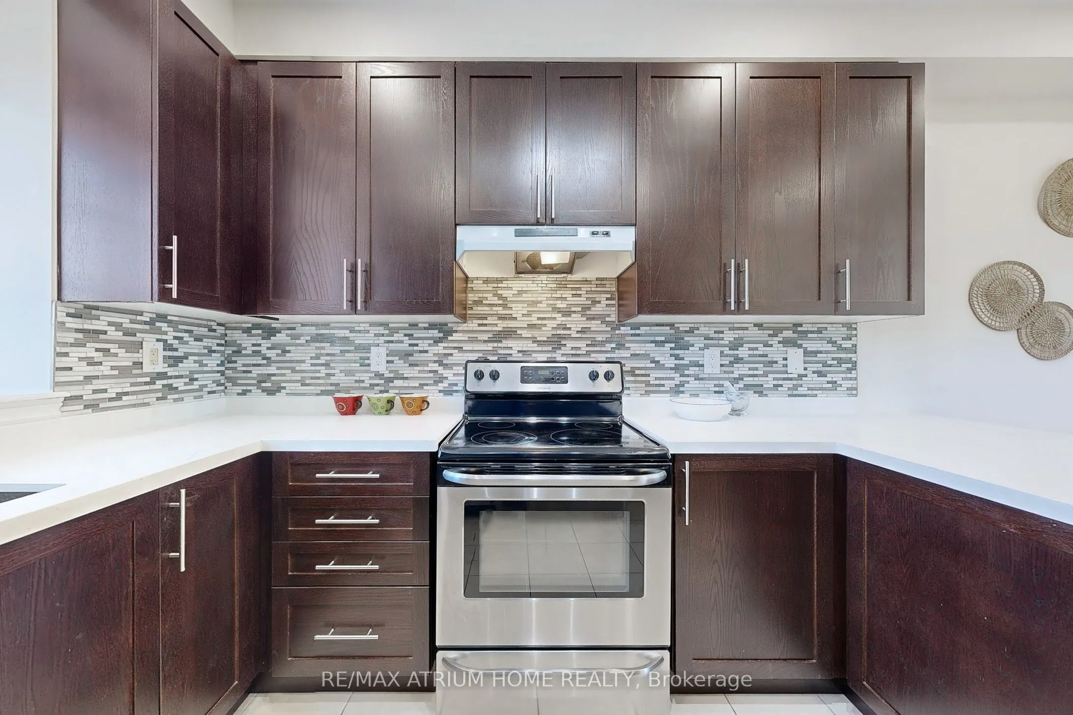 15 Old Colony Road, #99