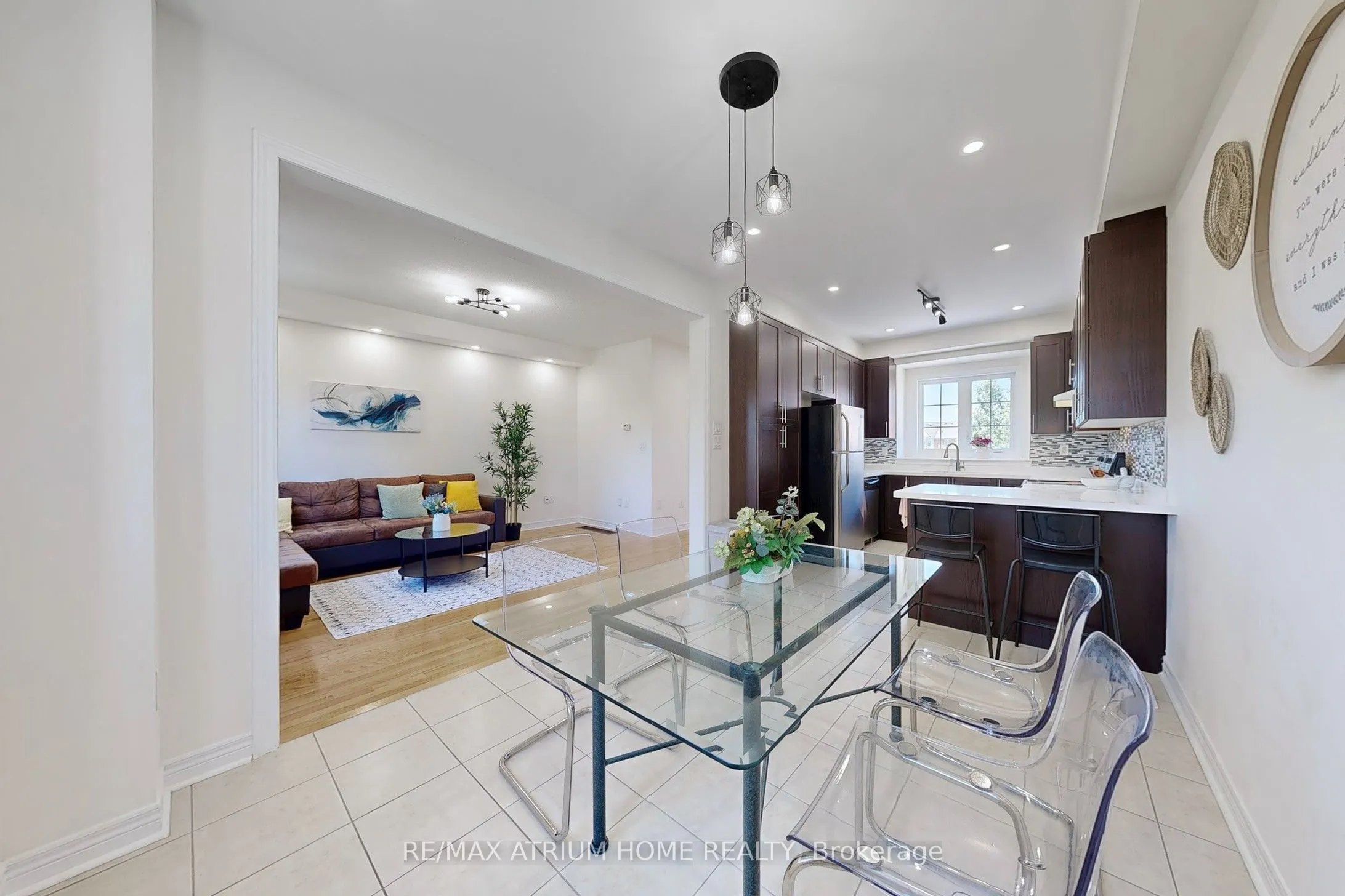 15 Old Colony Road, #99