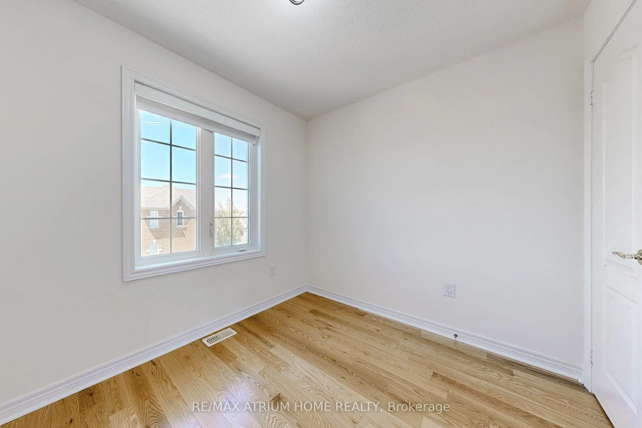 15 Old Colony Road, #99