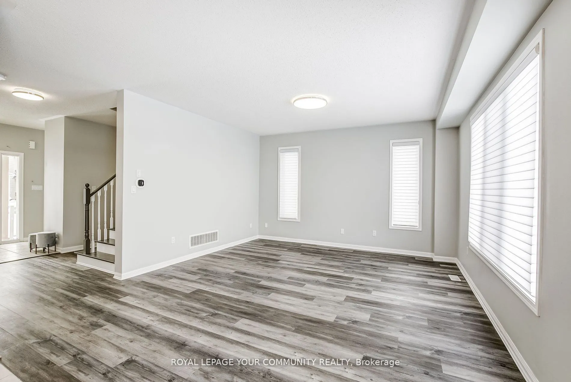16 Don Hadden Crescent
