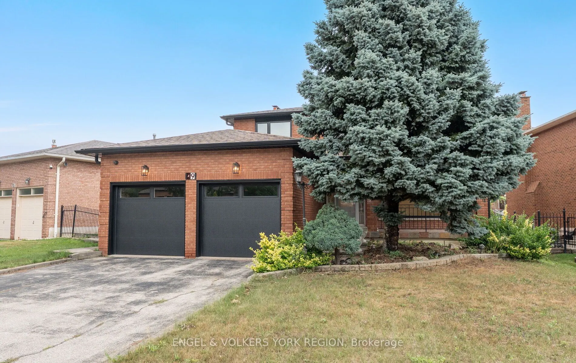 49 Thistle Ridge Drive