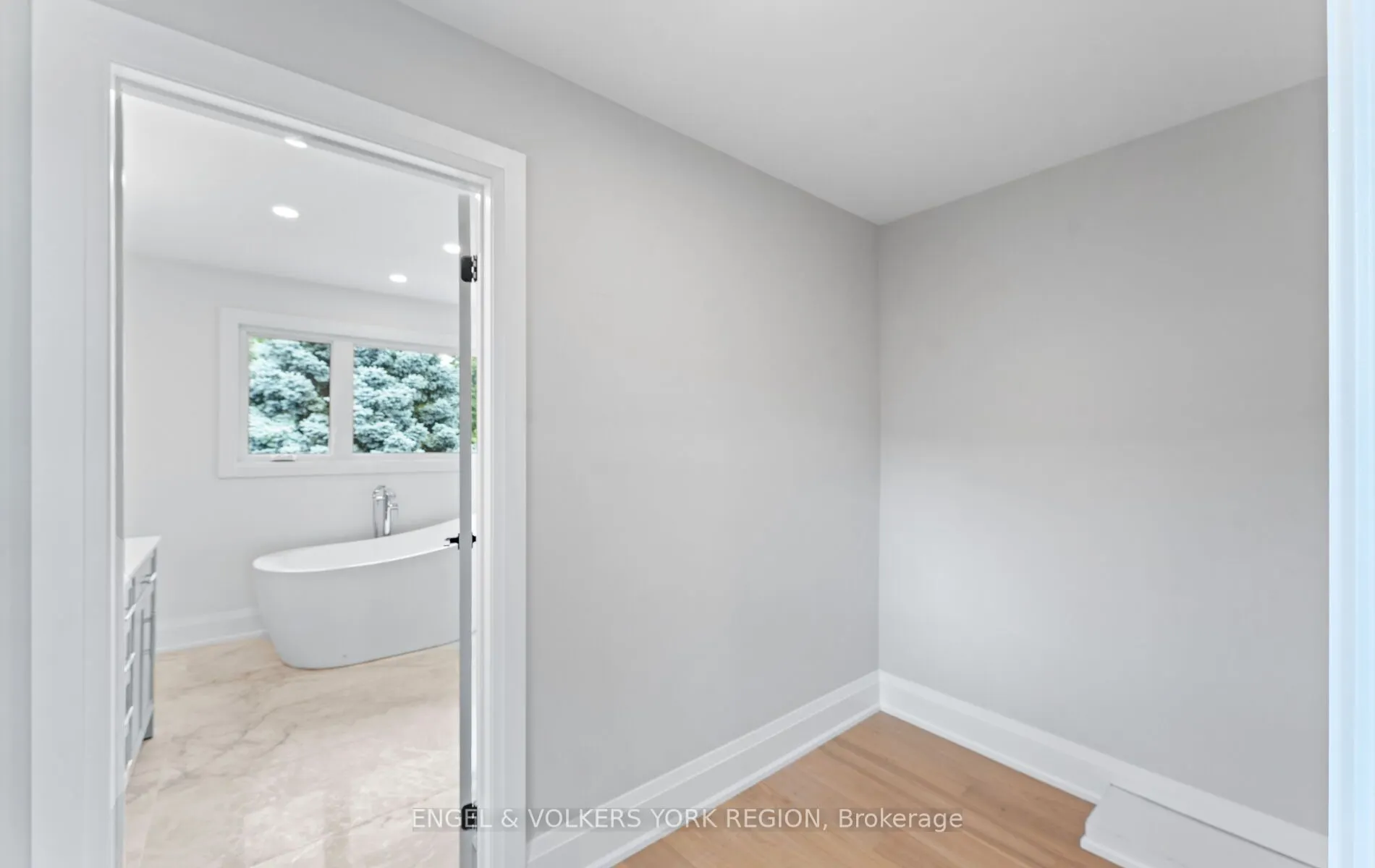 49 Thistle Ridge Drive