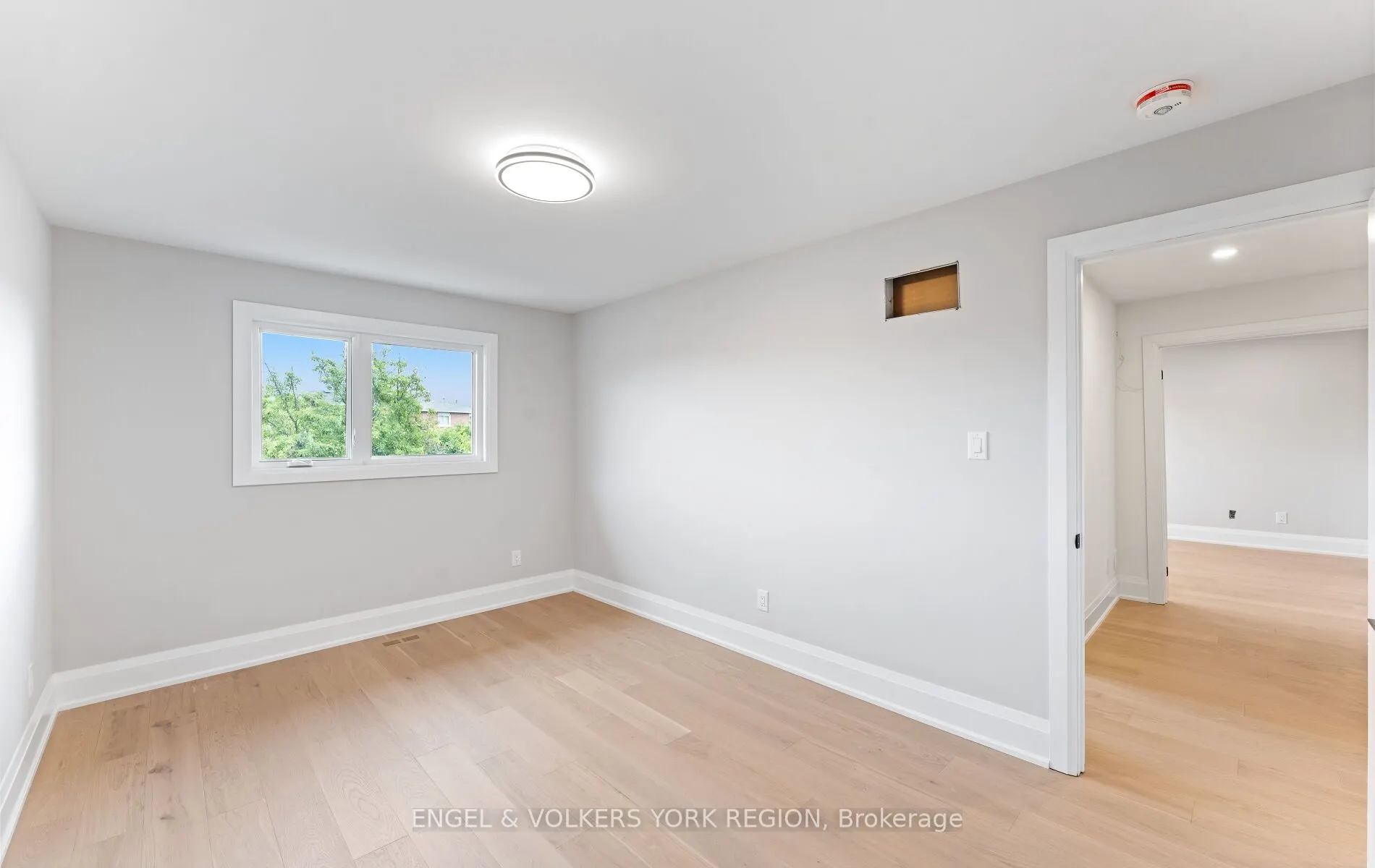 49 Thistle Ridge Drive