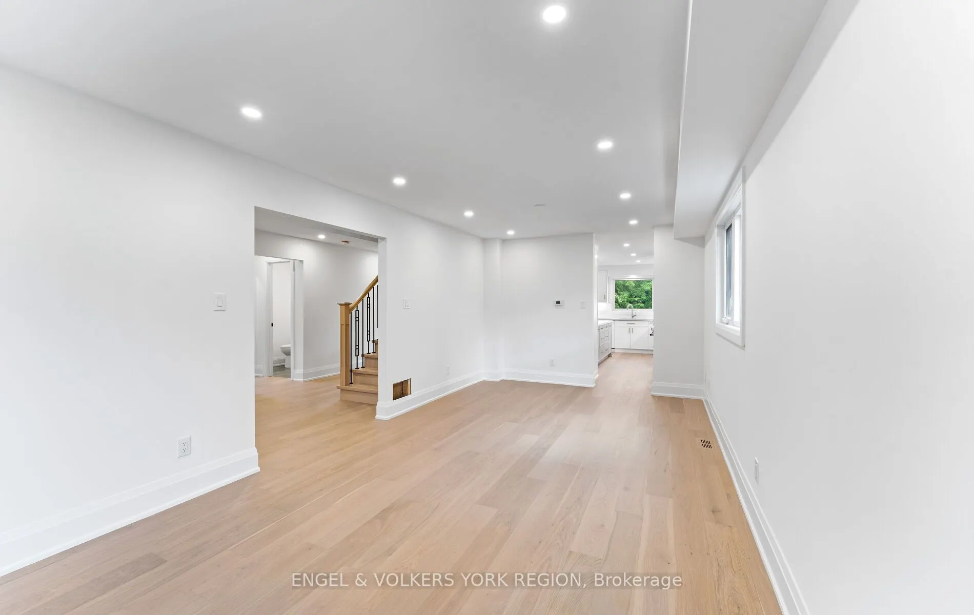 49 Thistle Ridge Drive