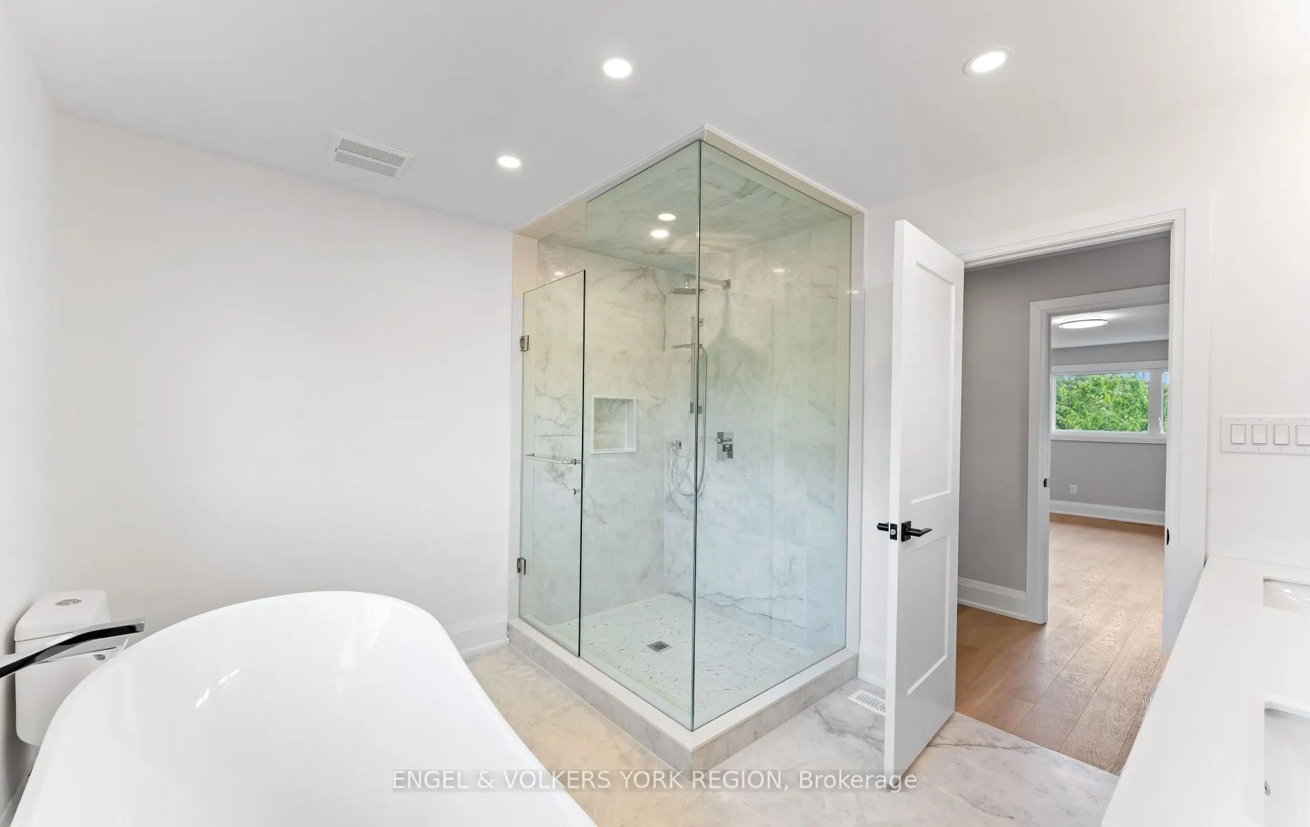49 Thistle Ridge Drive