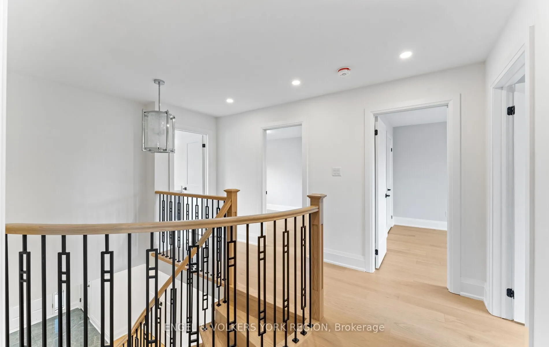 49 Thistle Ridge Drive