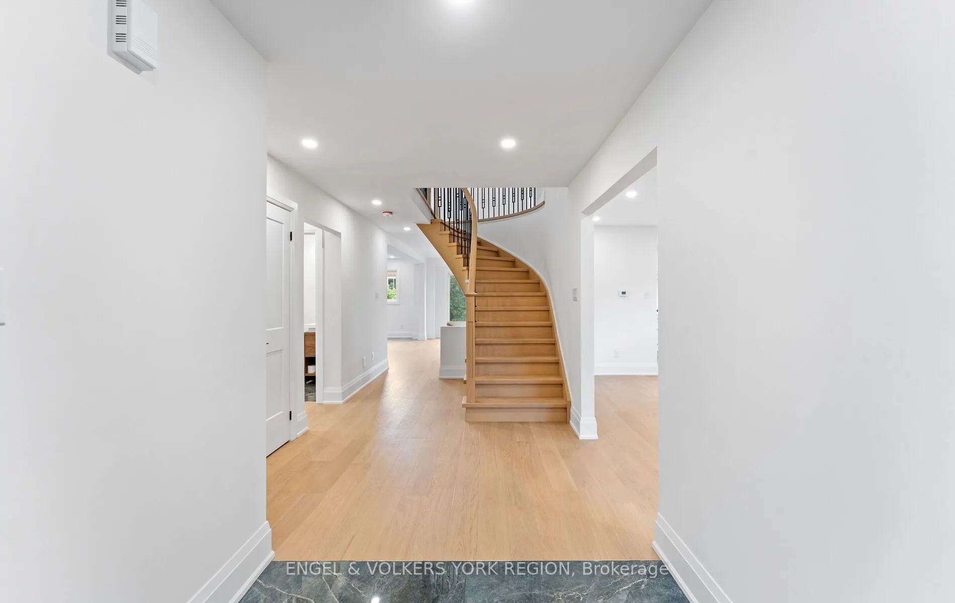 49 Thistle Ridge Drive