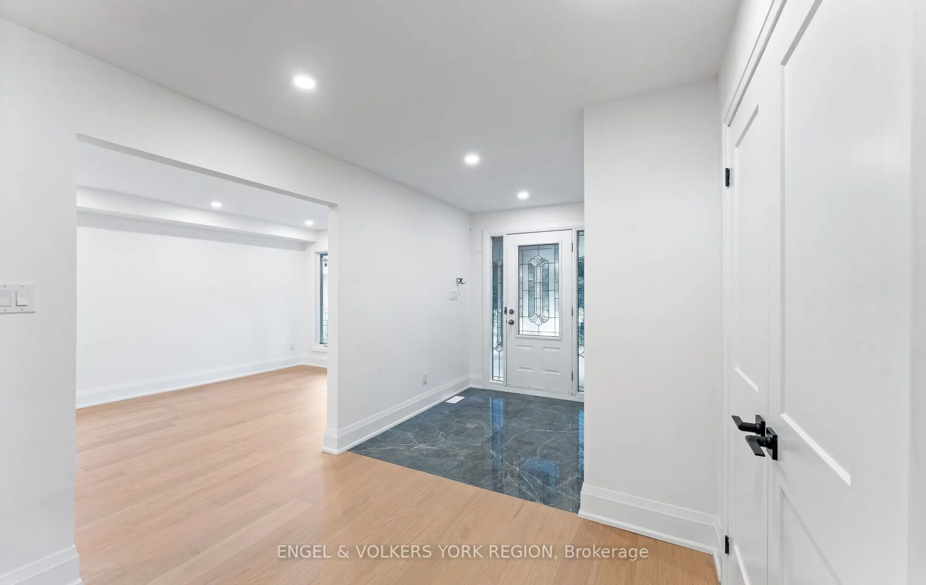 49 Thistle Ridge Drive
