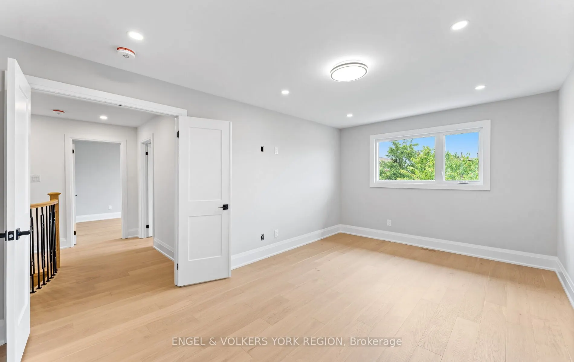 49 Thistle Ridge Drive