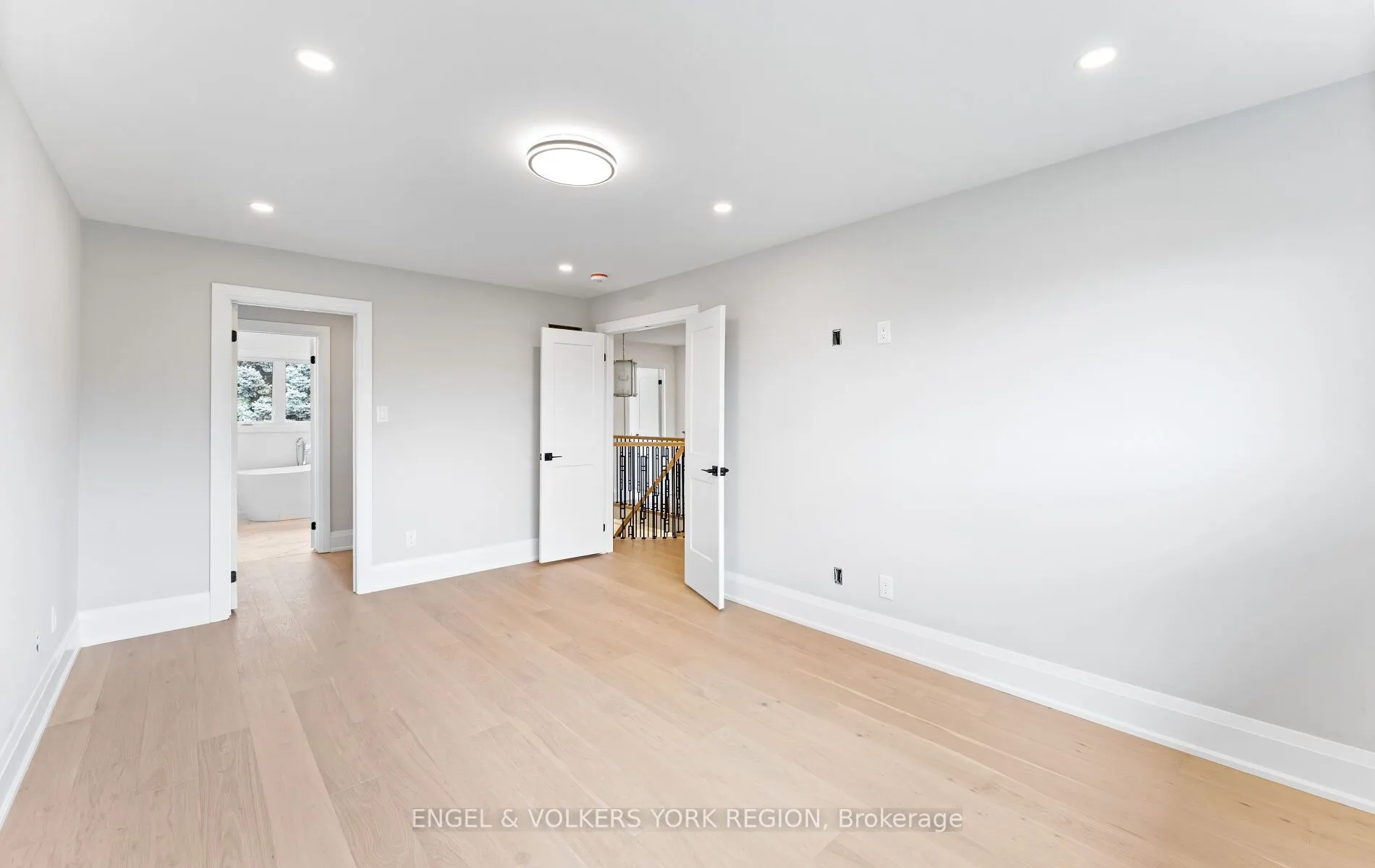 49 Thistle Ridge Drive
