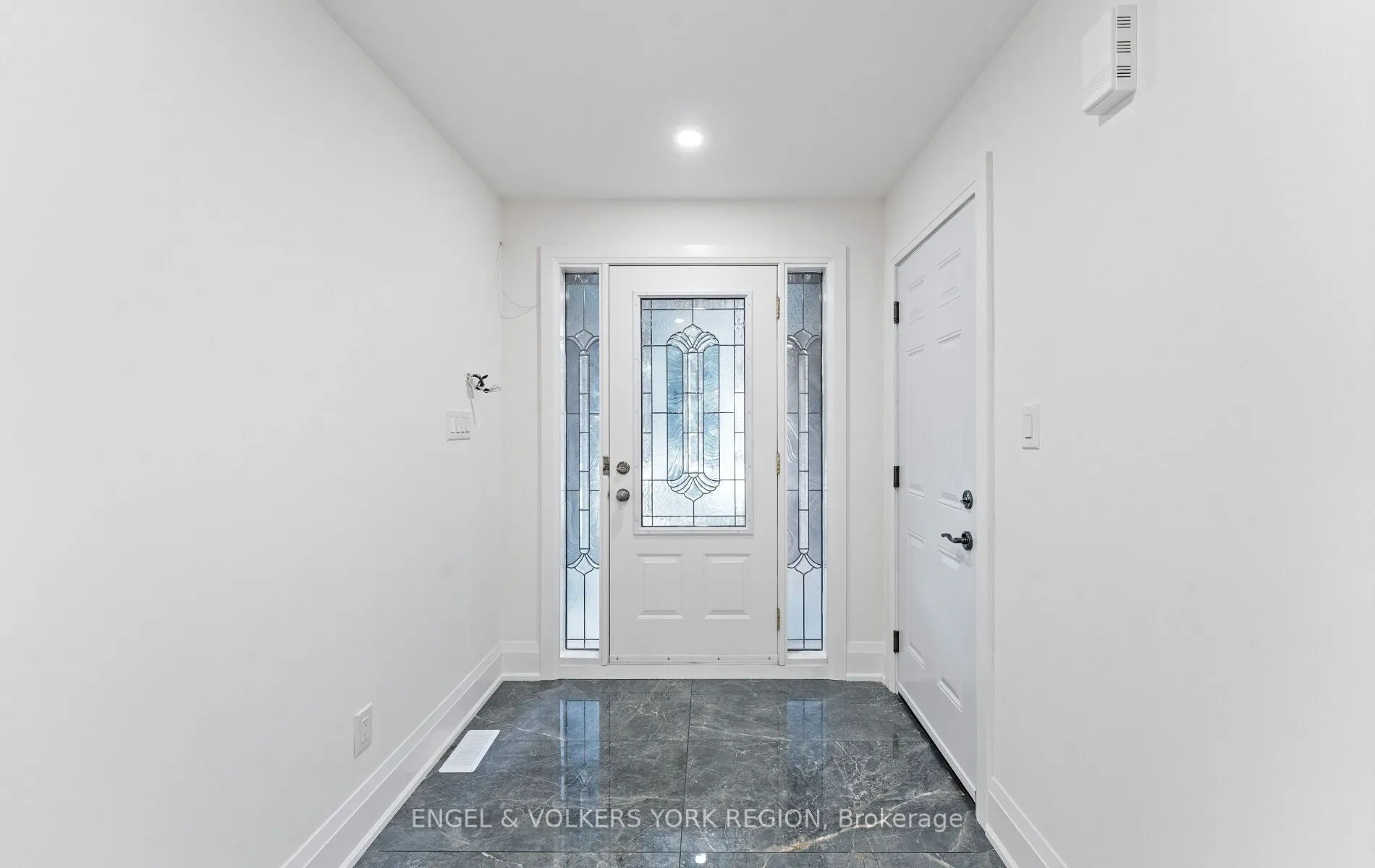 49 Thistle Ridge Drive