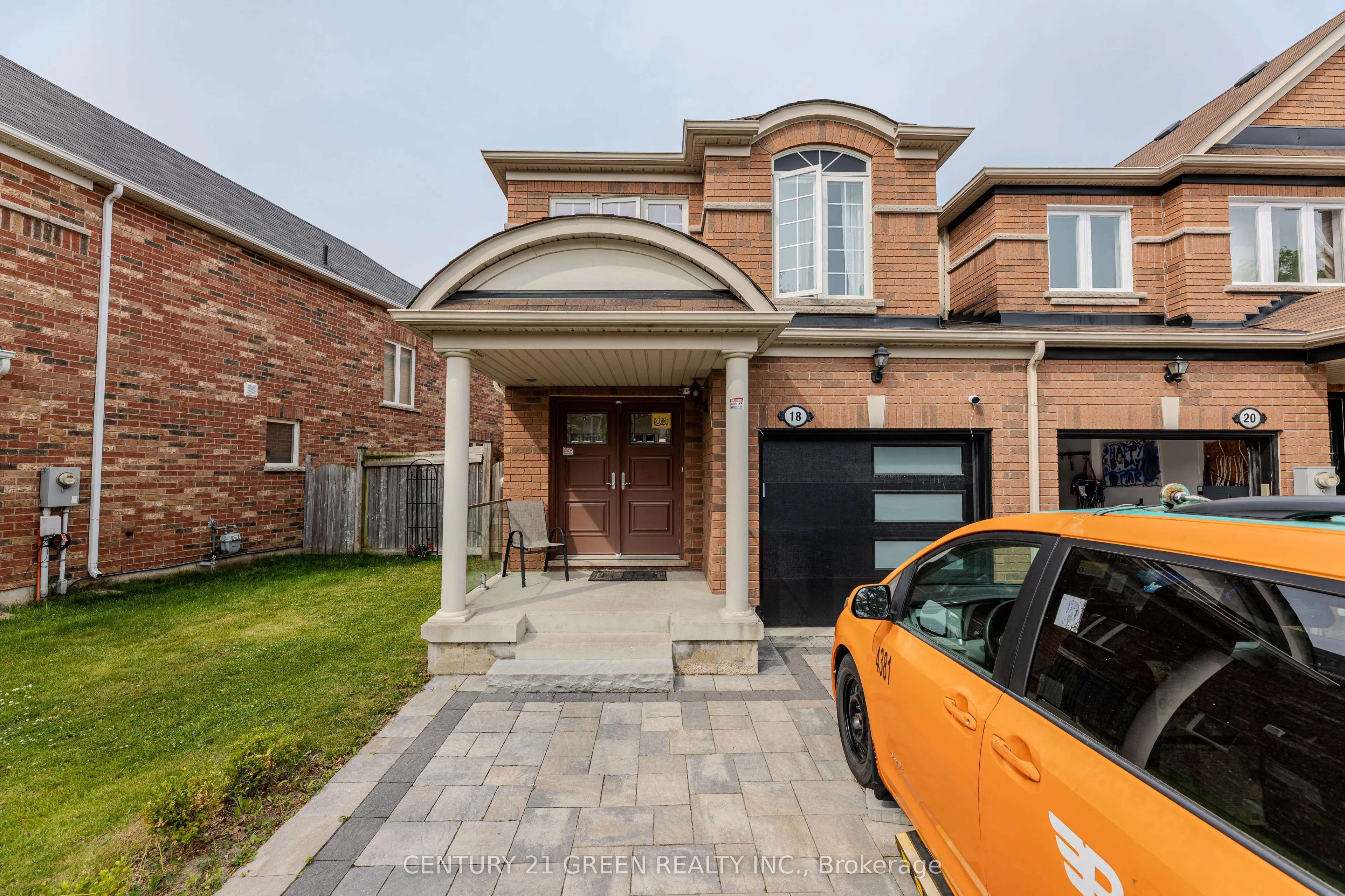 18 Summit Drive