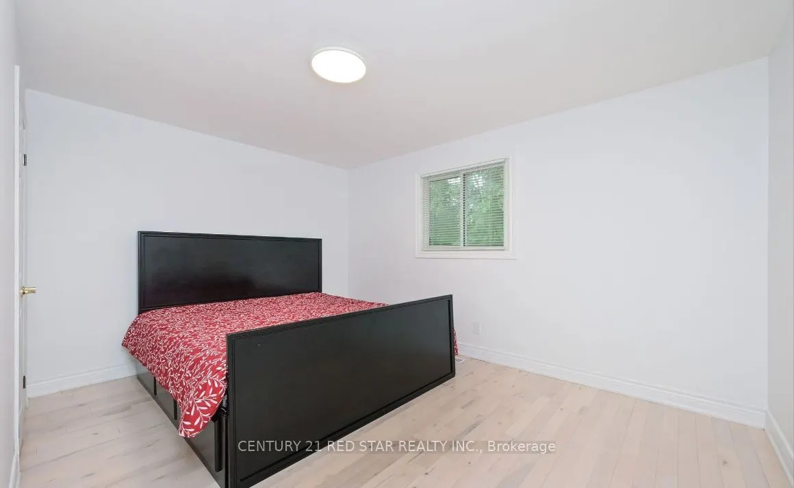 99 Boyne Crescent