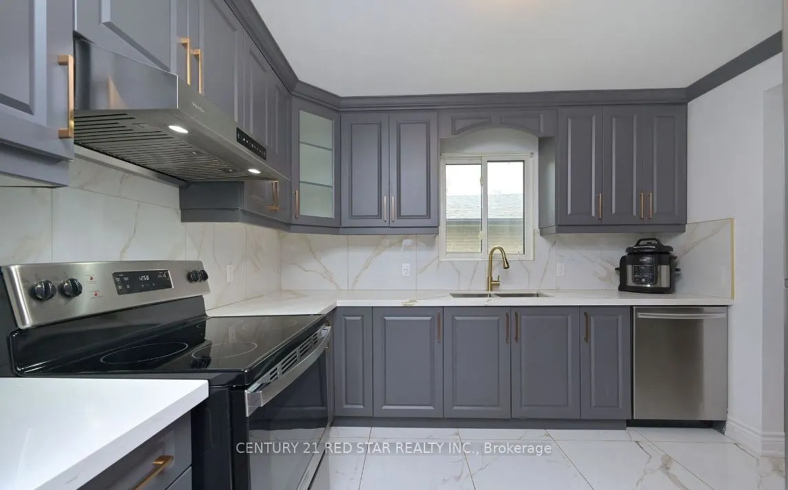 99 Boyne Crescent