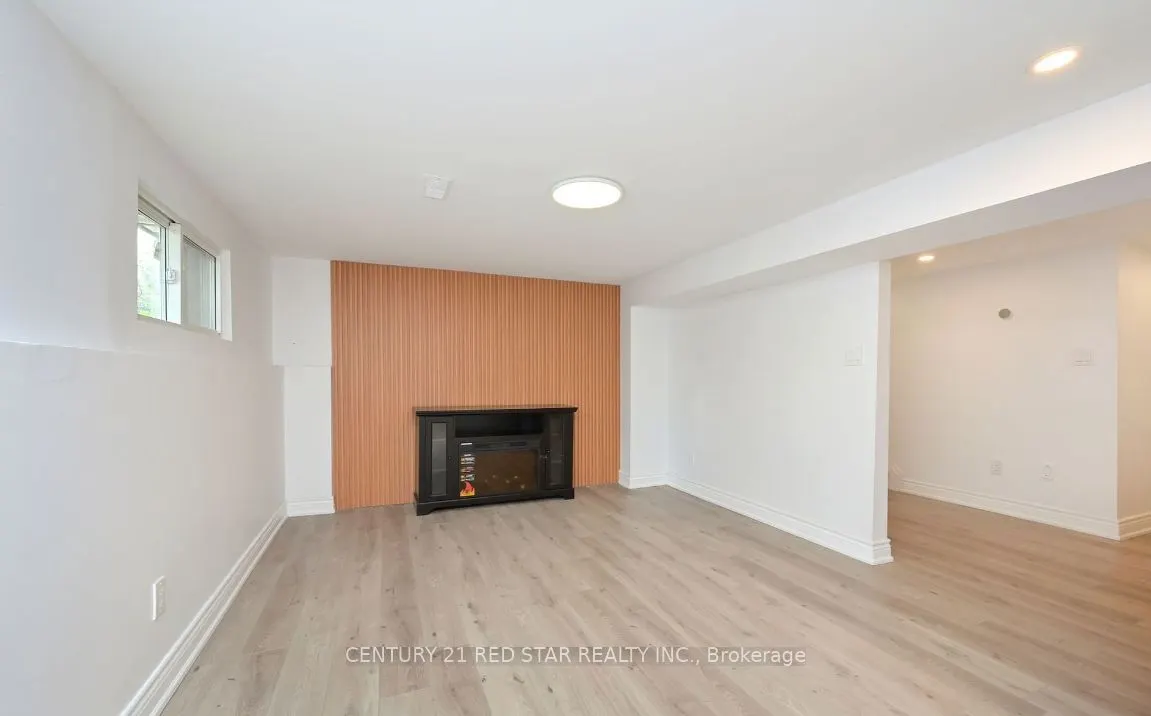 99 Boyne Crescent