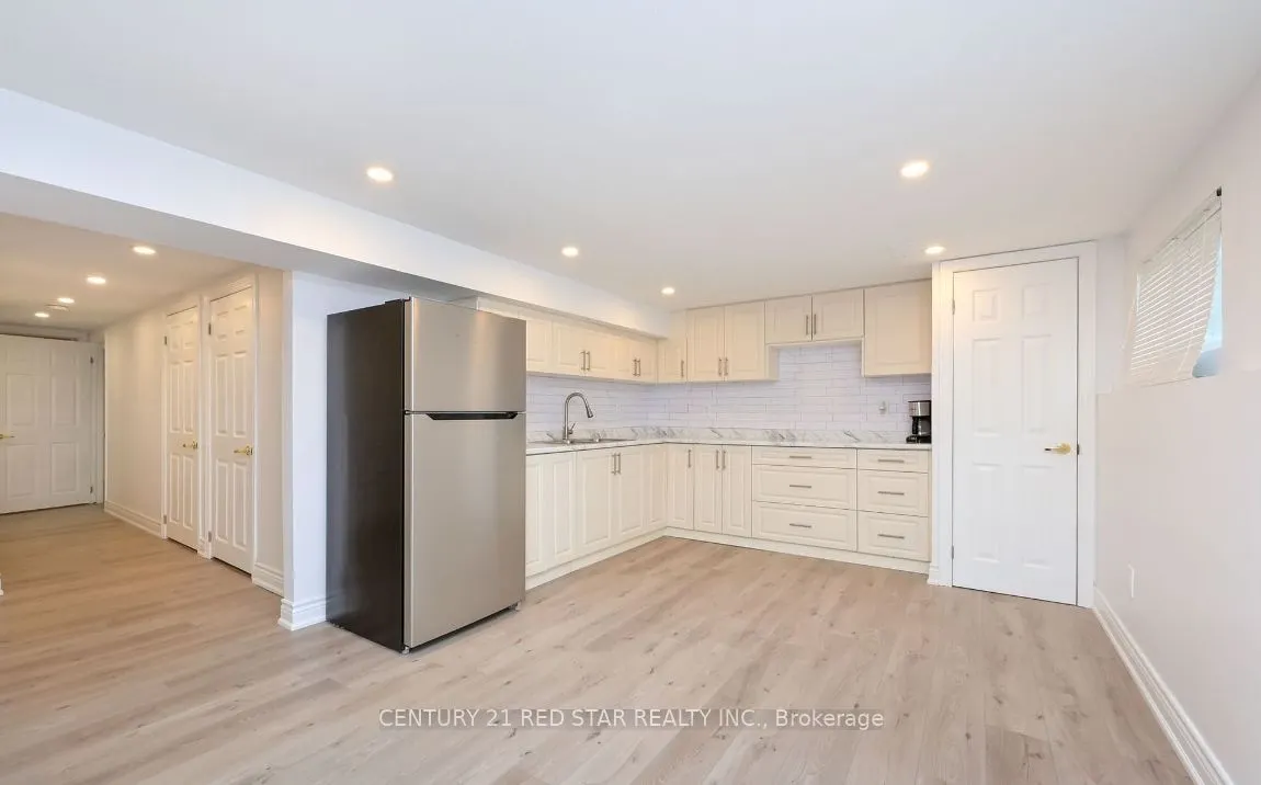 99 Boyne Crescent