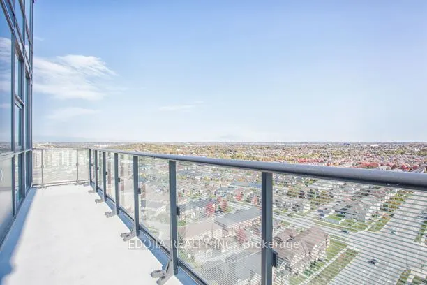 75 Oneida Crescent, #PH04