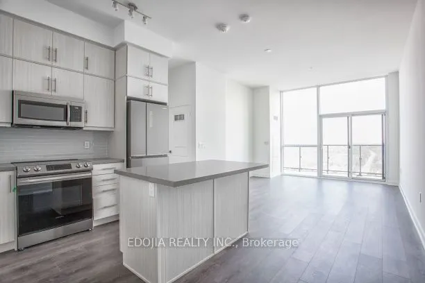 75 Oneida Crescent, #PH04