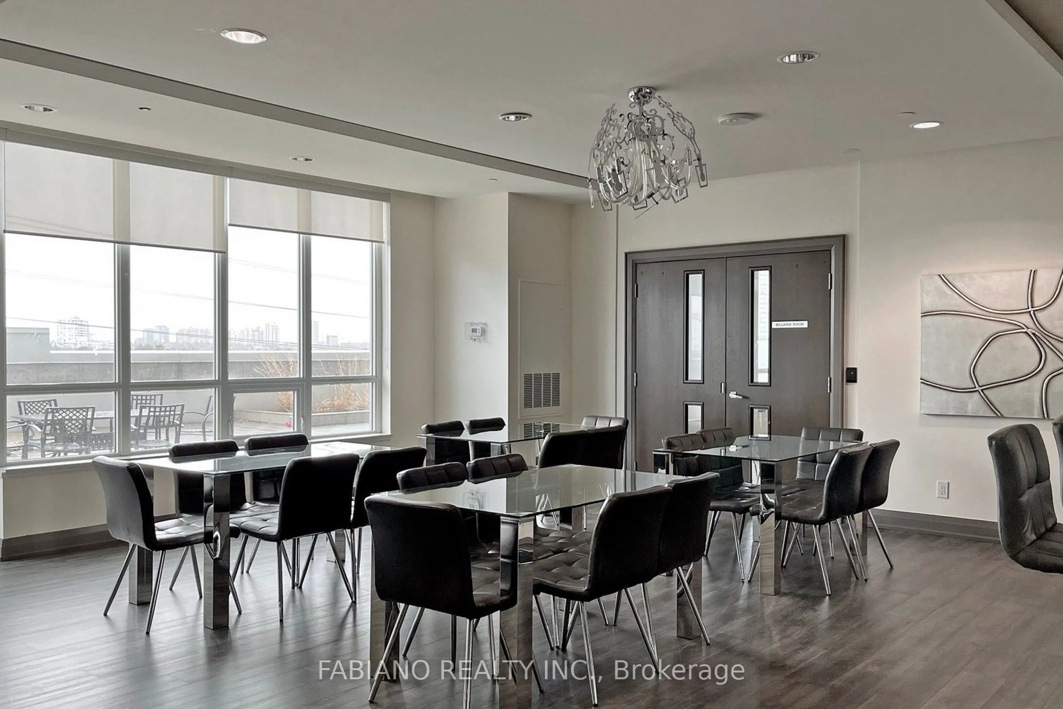7171 Yonge Street, #2303