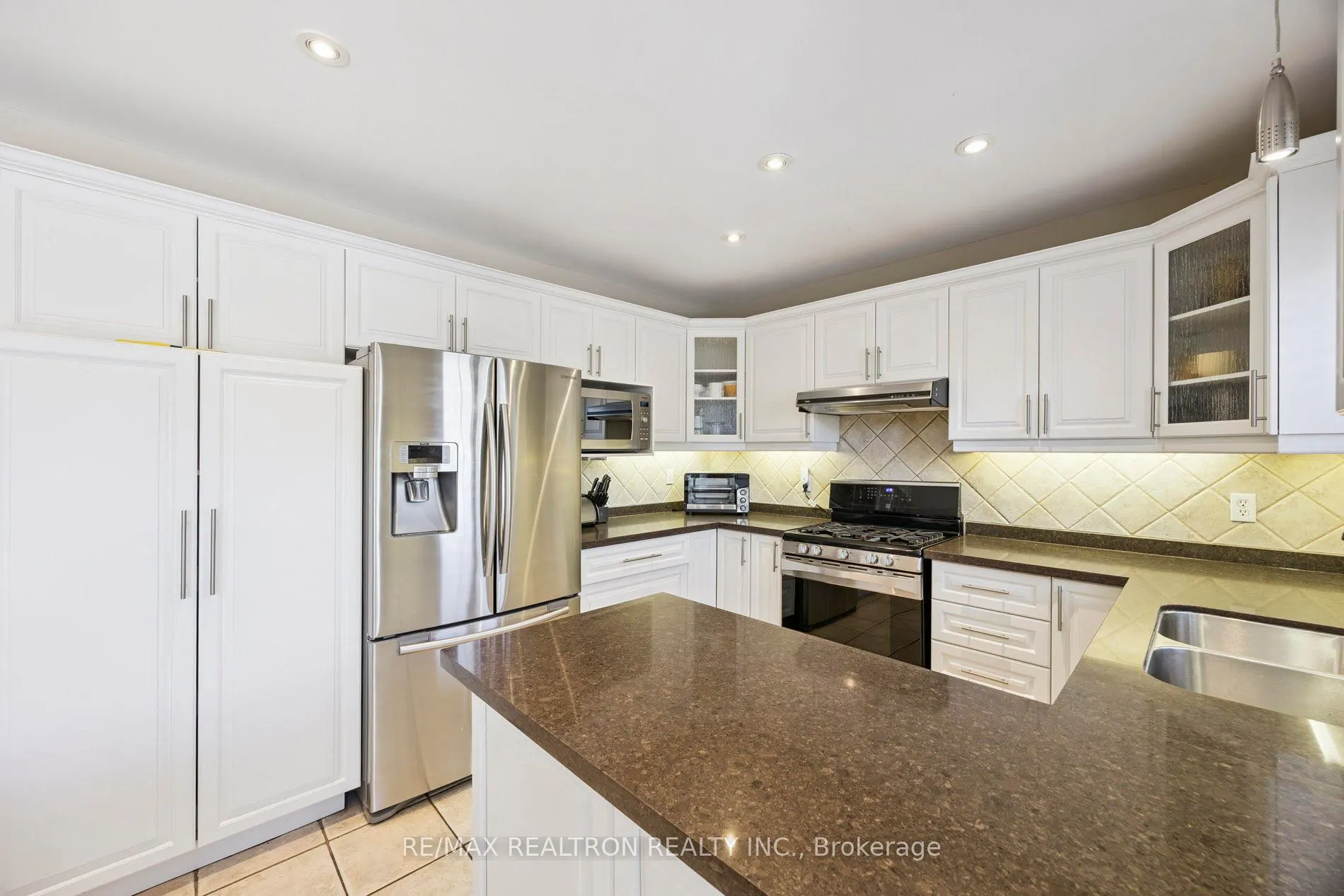 104 Preston Hill Crescent