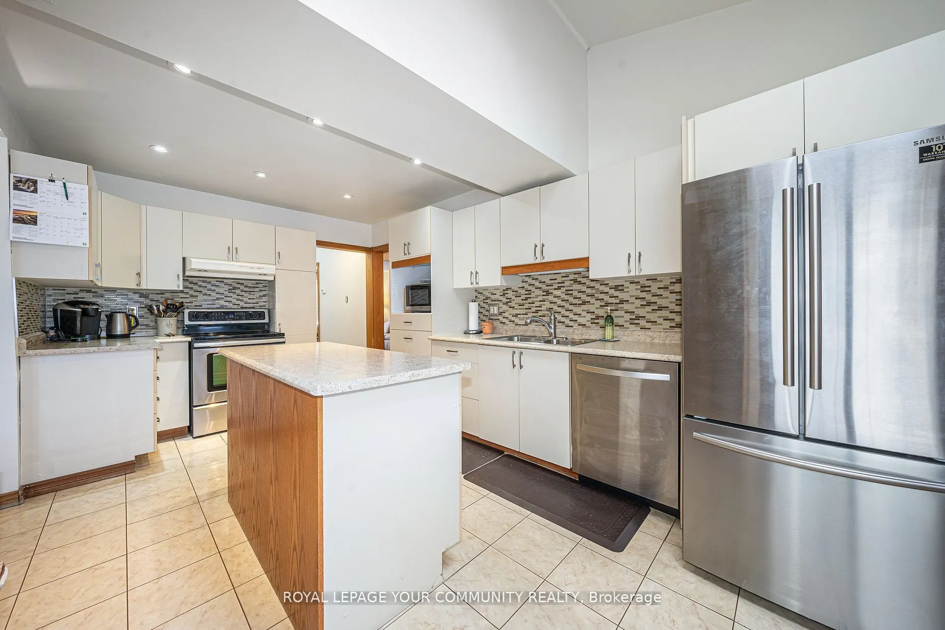 79 Mayvern Crescent