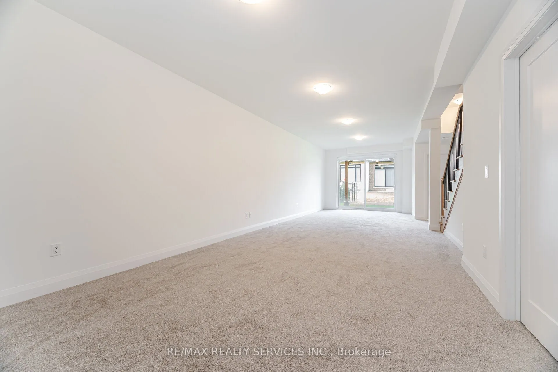 8 Lois Torrance Trail