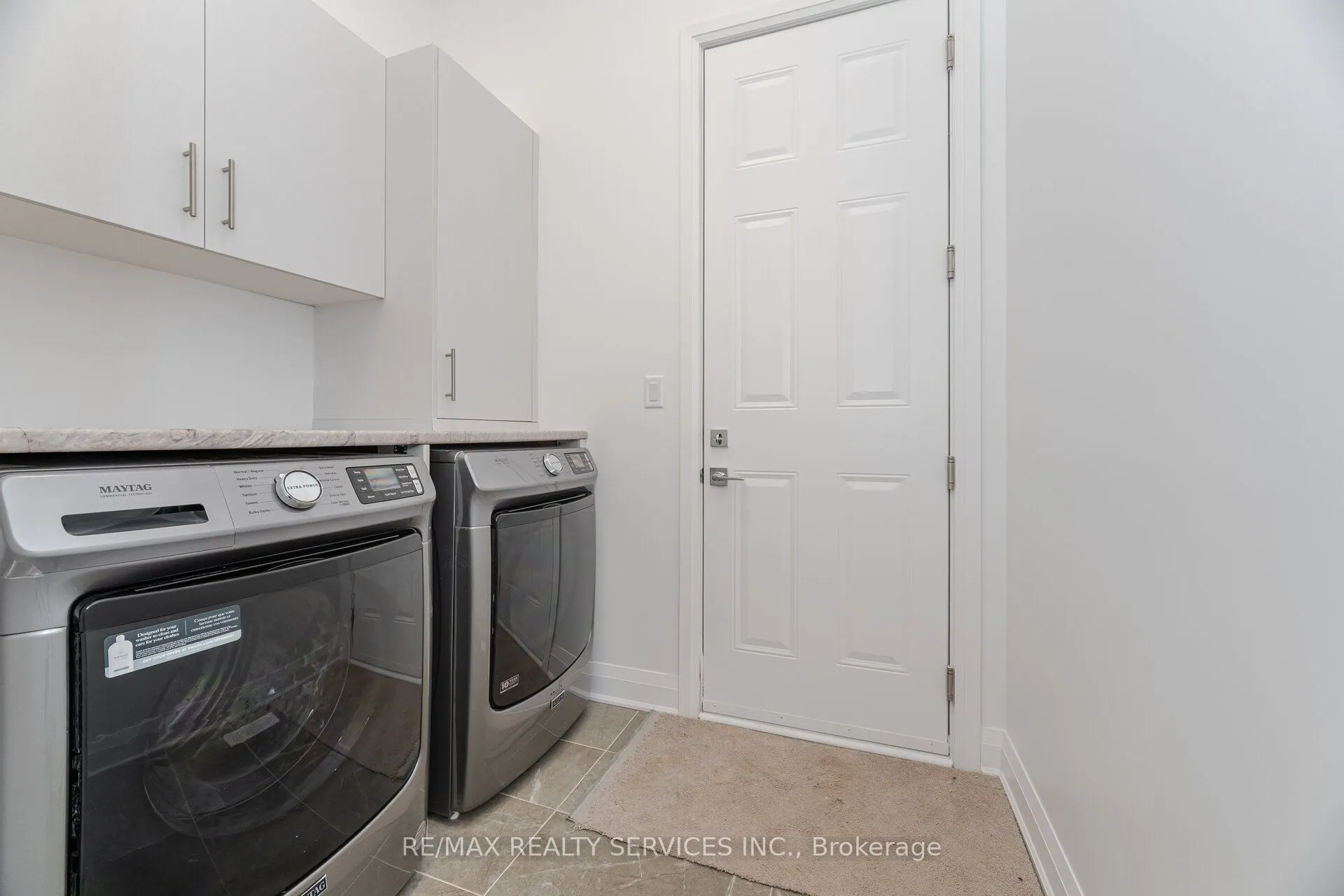 8 Lois Torrance Trail