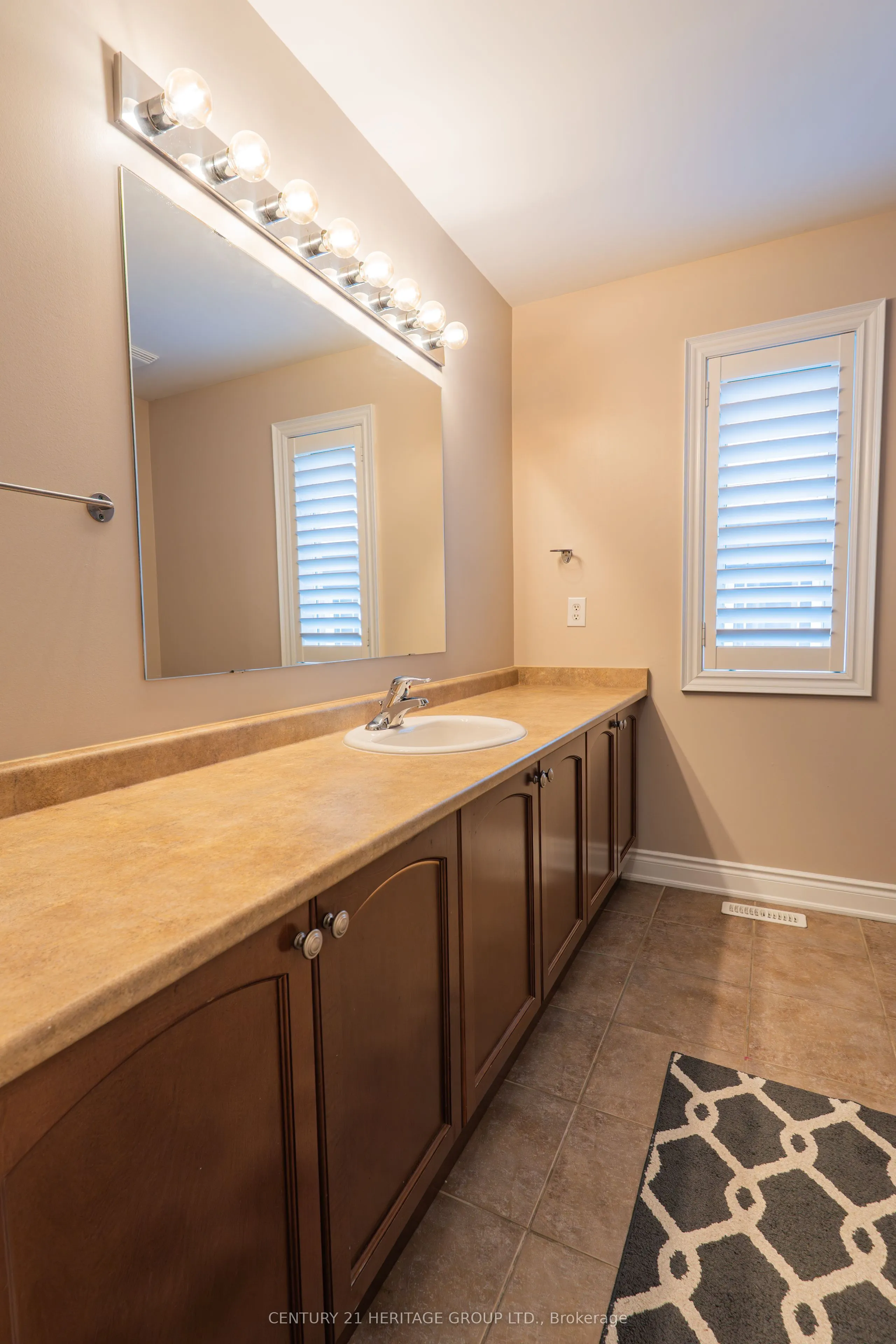 20 Altus Park Drive