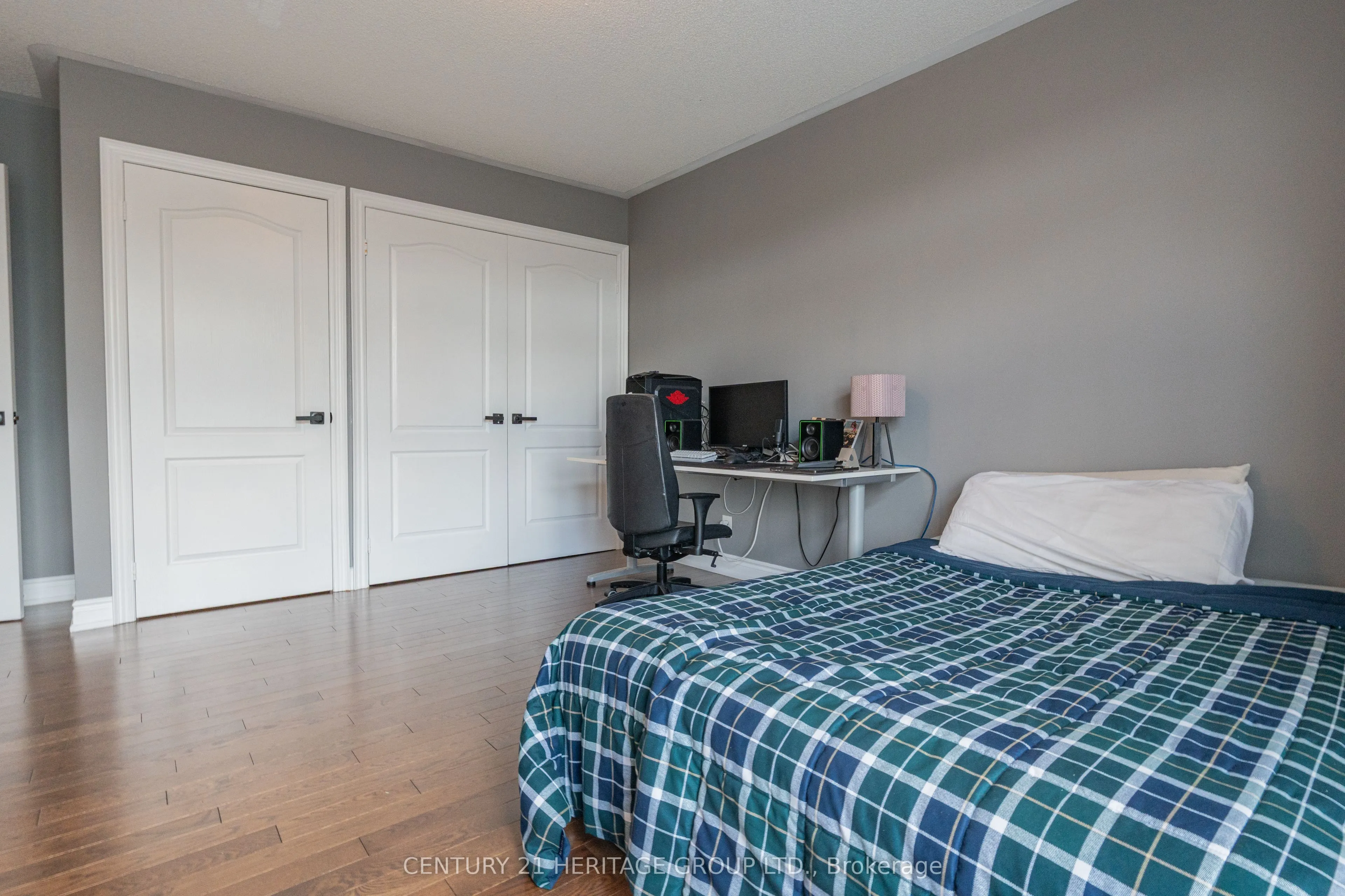 20 Altus Park Drive