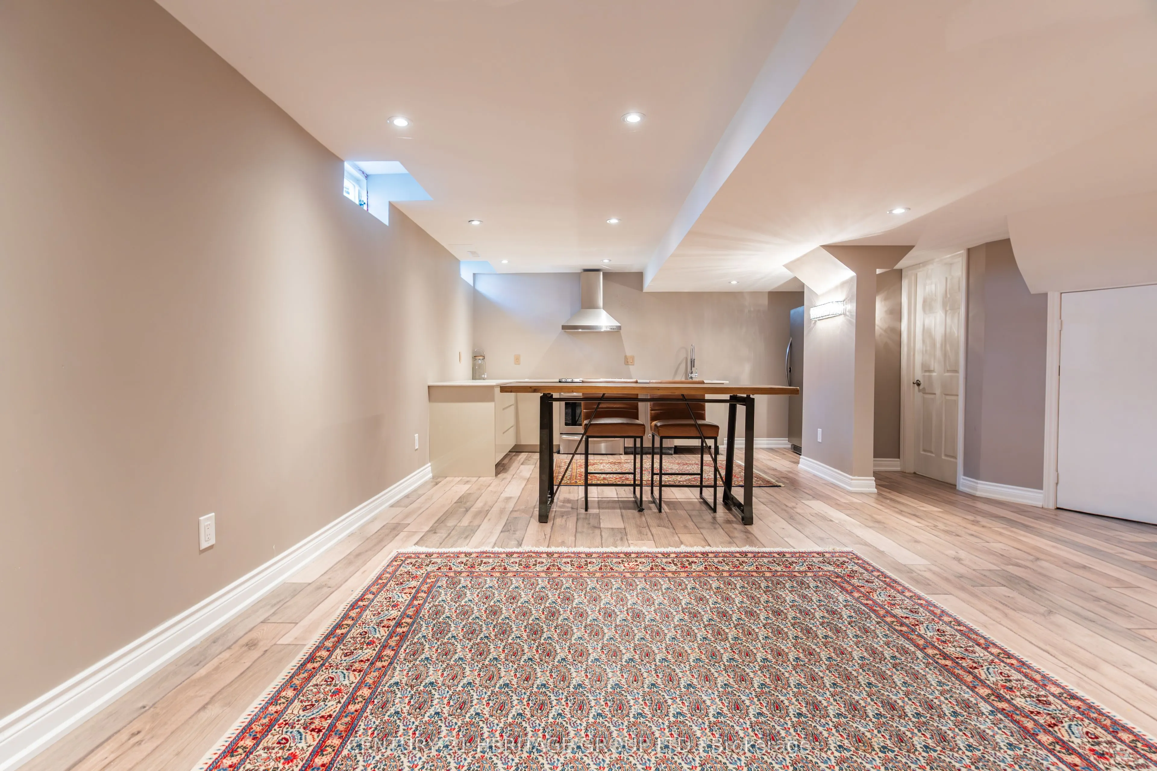 20 Altus Park Drive