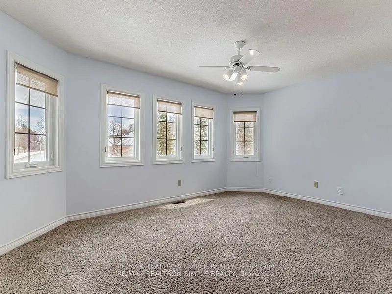 90 Treegrove Circle