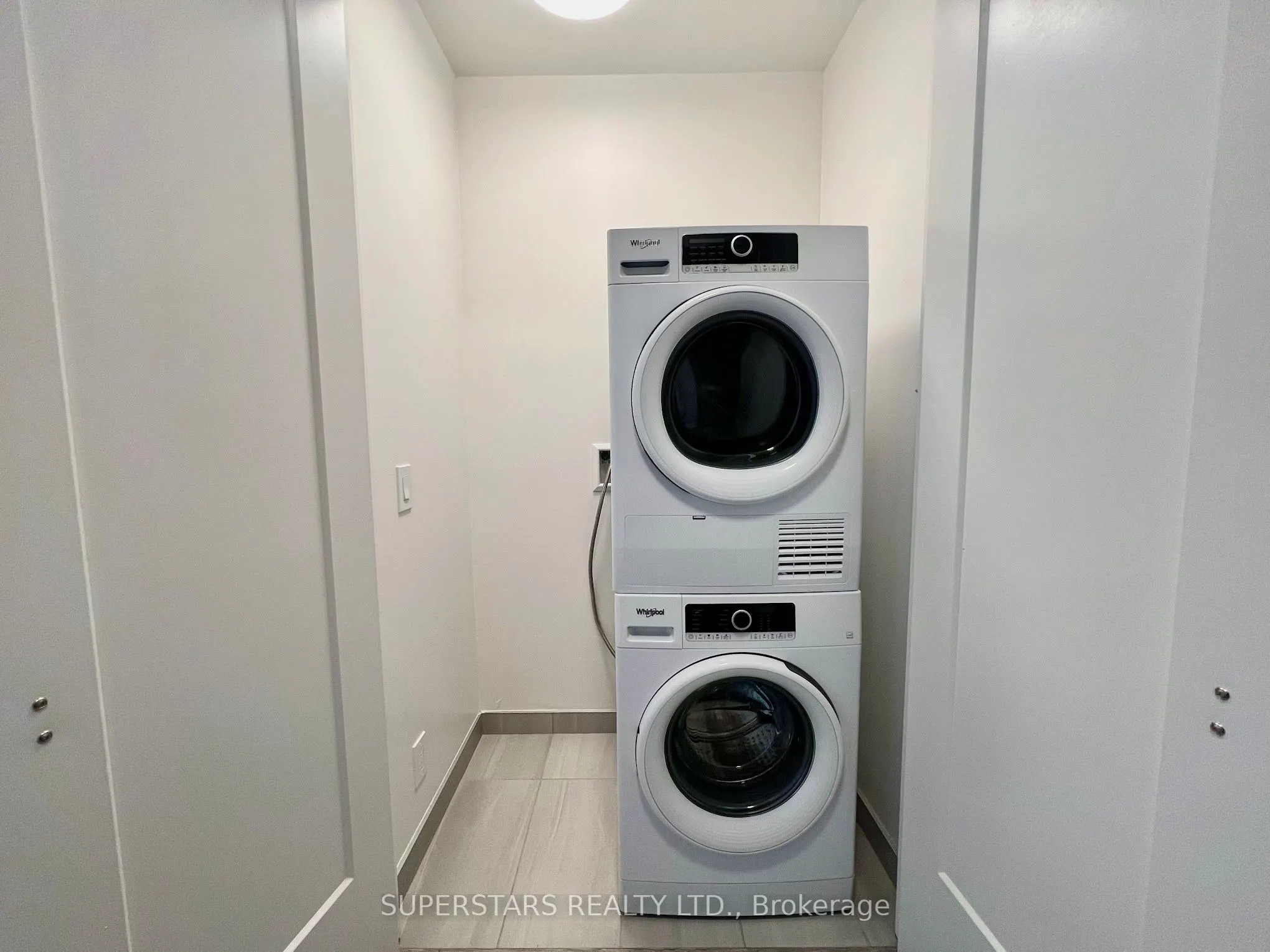 12 Gandhi Lane, #3008