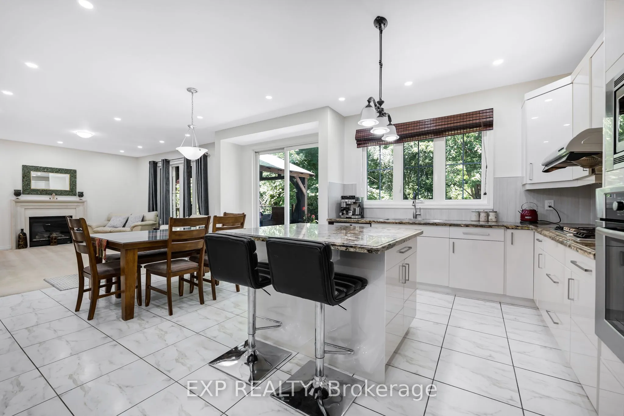 79 Bulmer Crescent