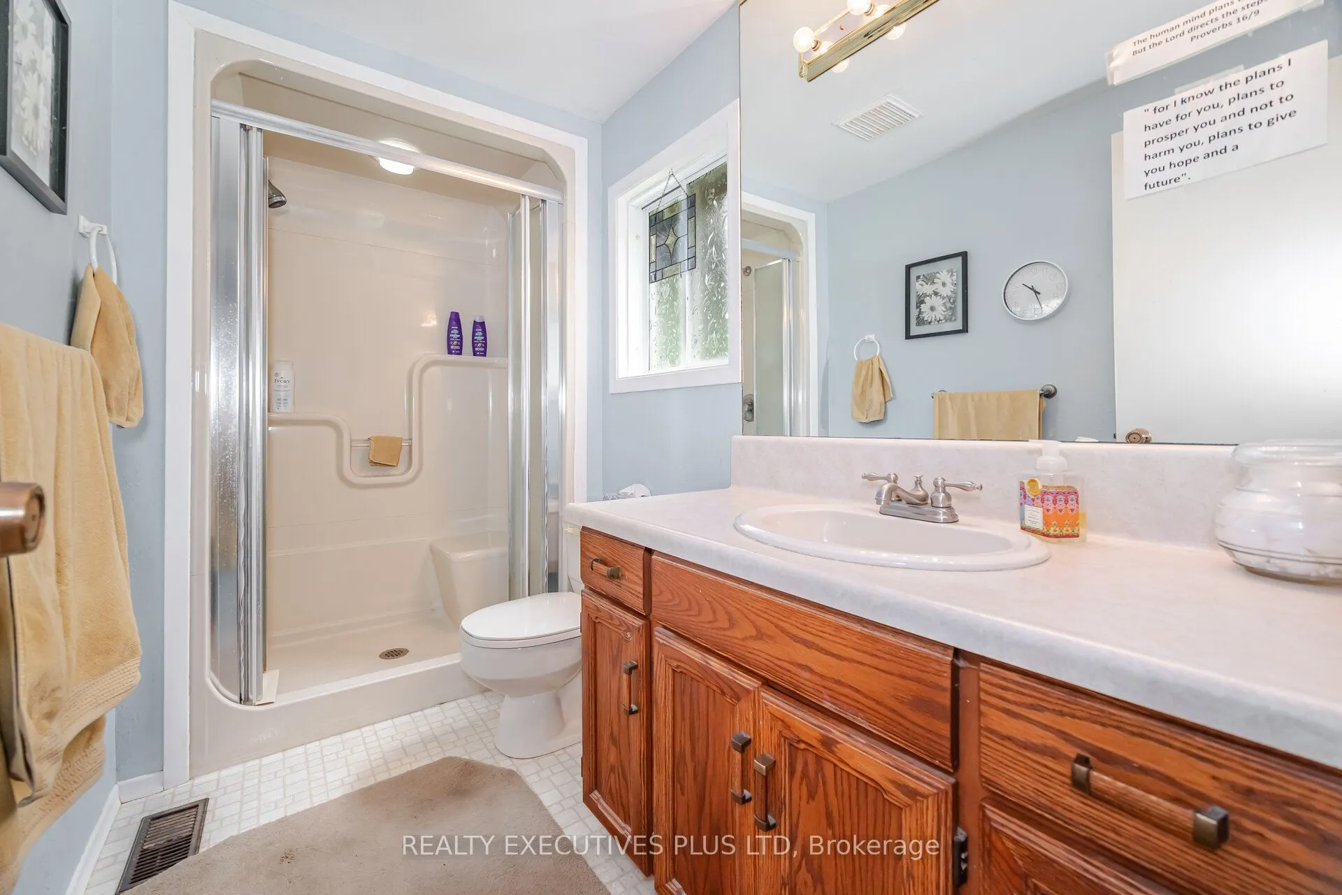 3 Pineview Court