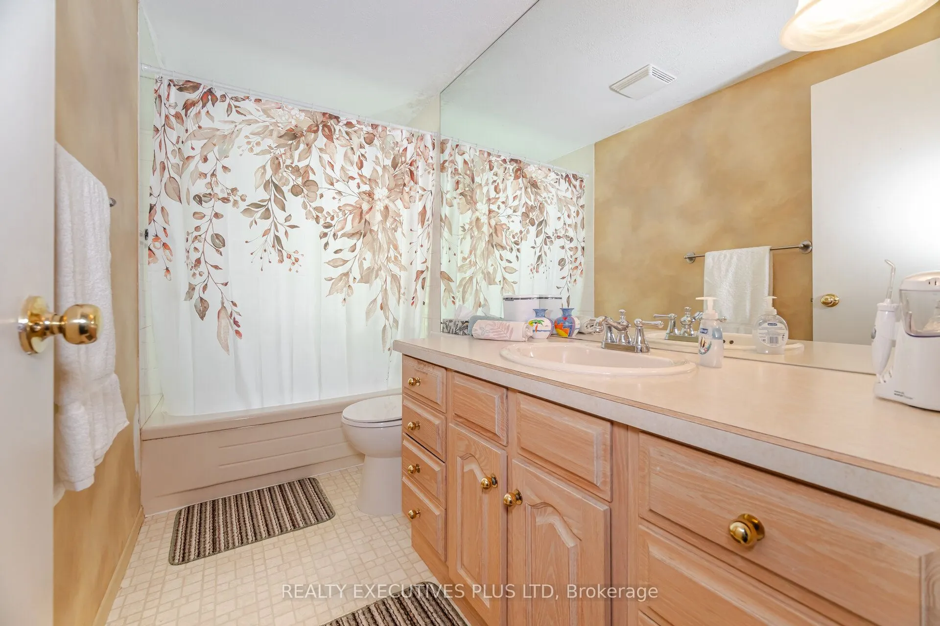 3 Pineview Court
