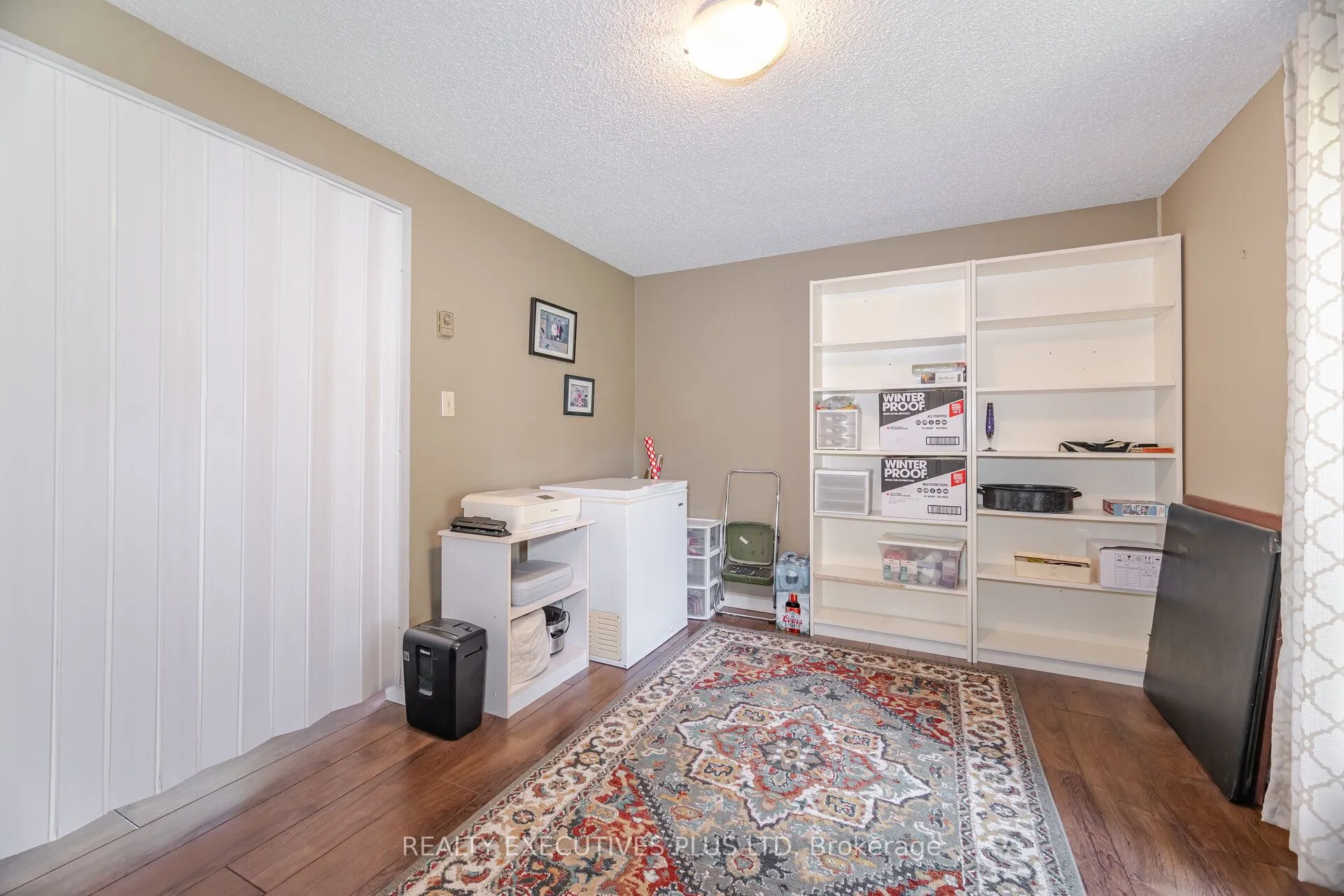 3 Pineview Court
