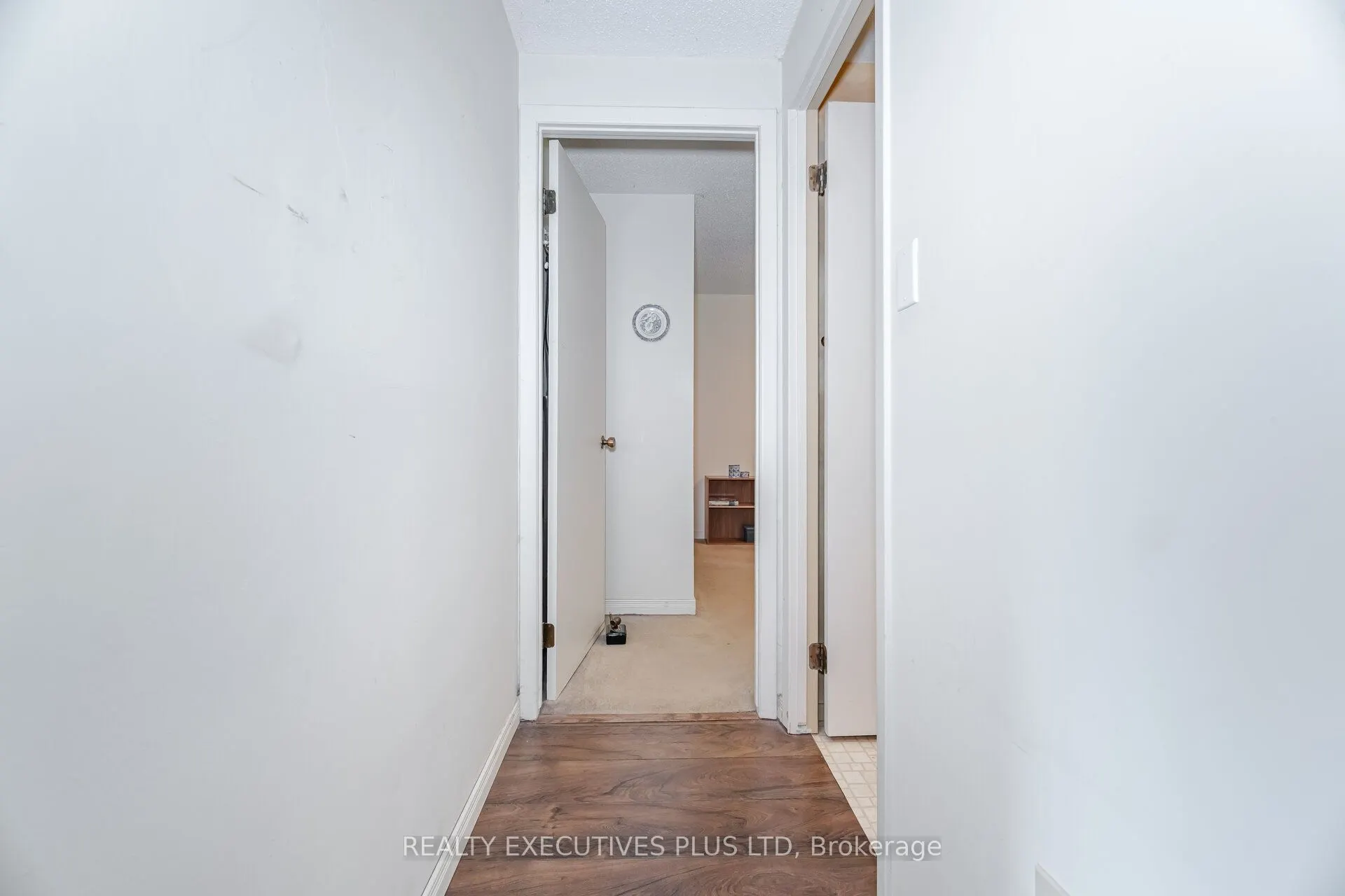 3 Pineview Court