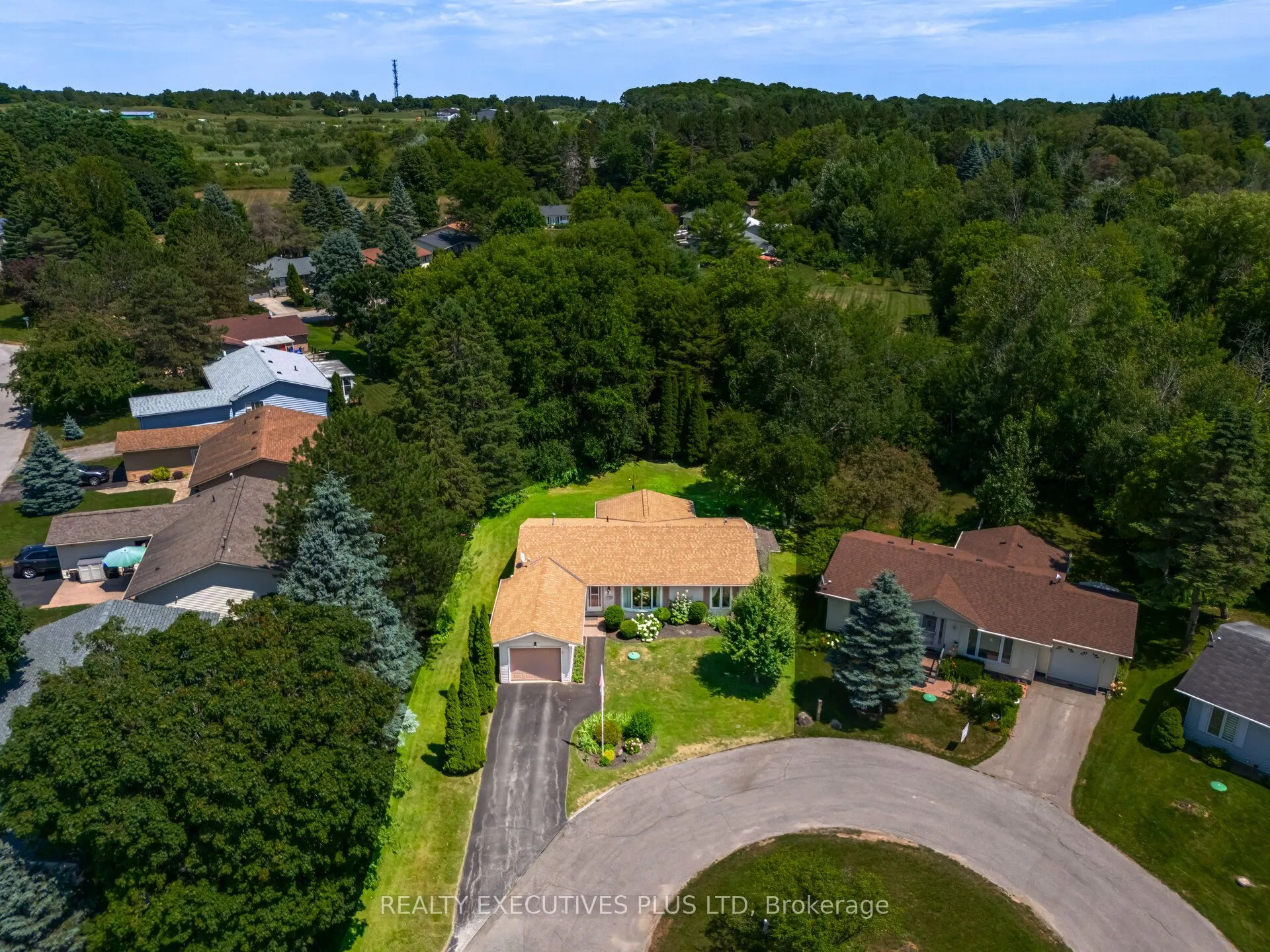 3 Pineview Court