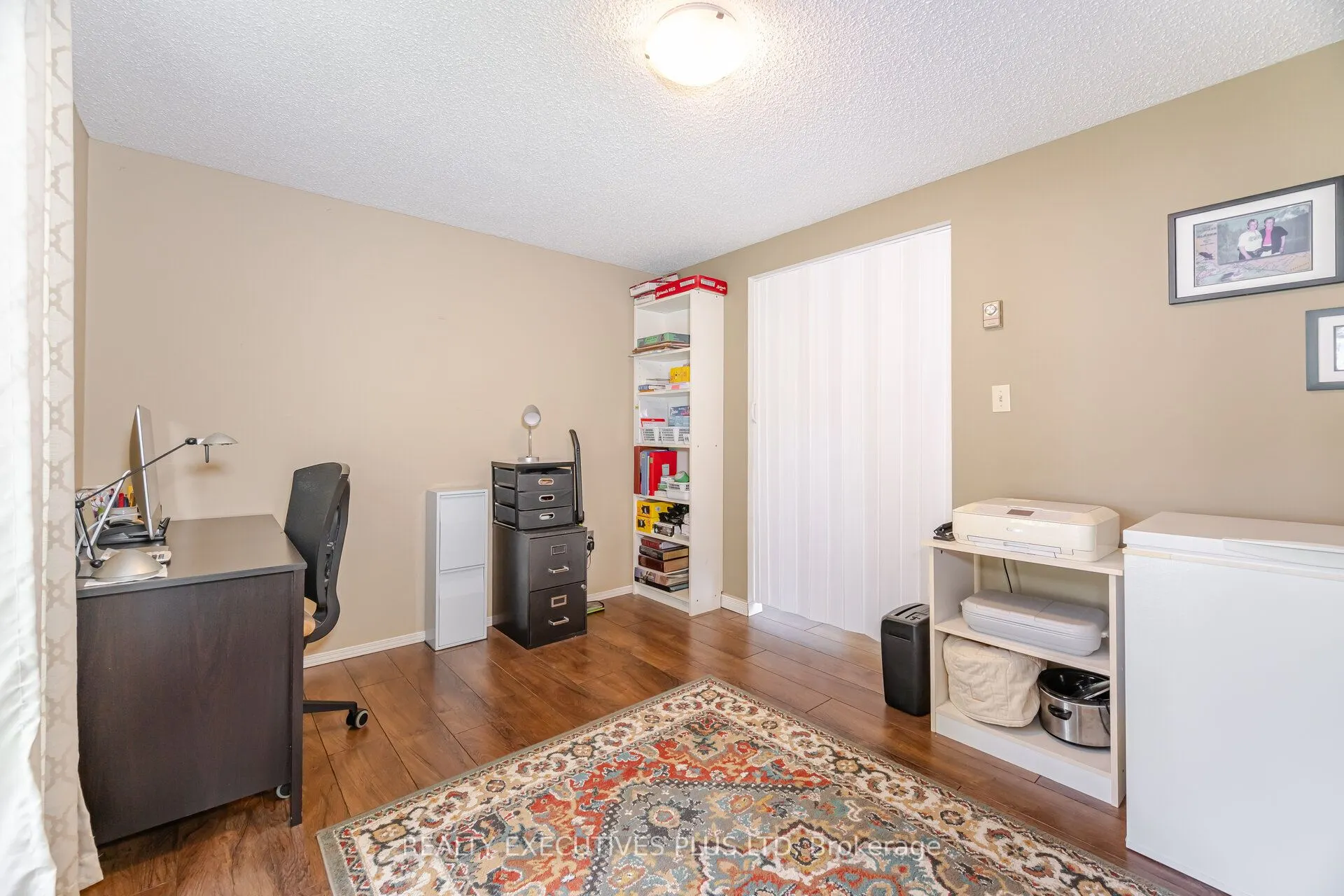 3 Pineview Court