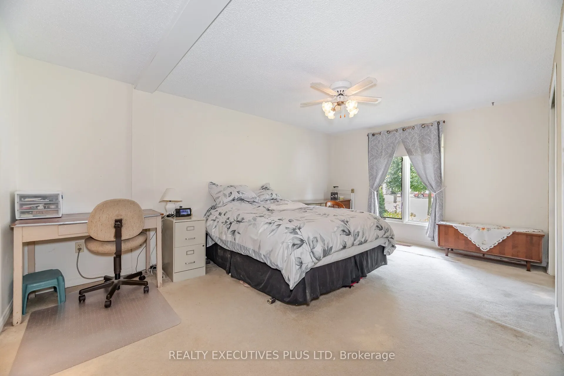 3 Pineview Court
