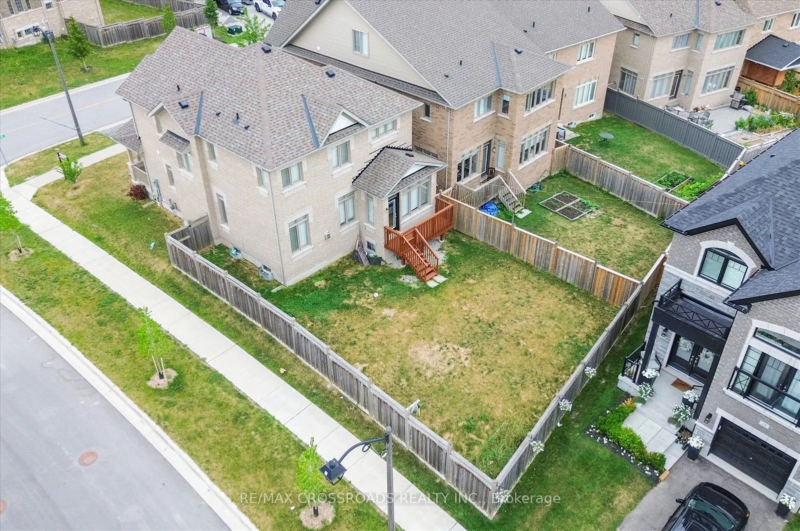 2 Parker Lane