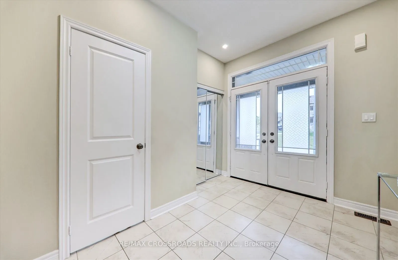 2 Parker Lane