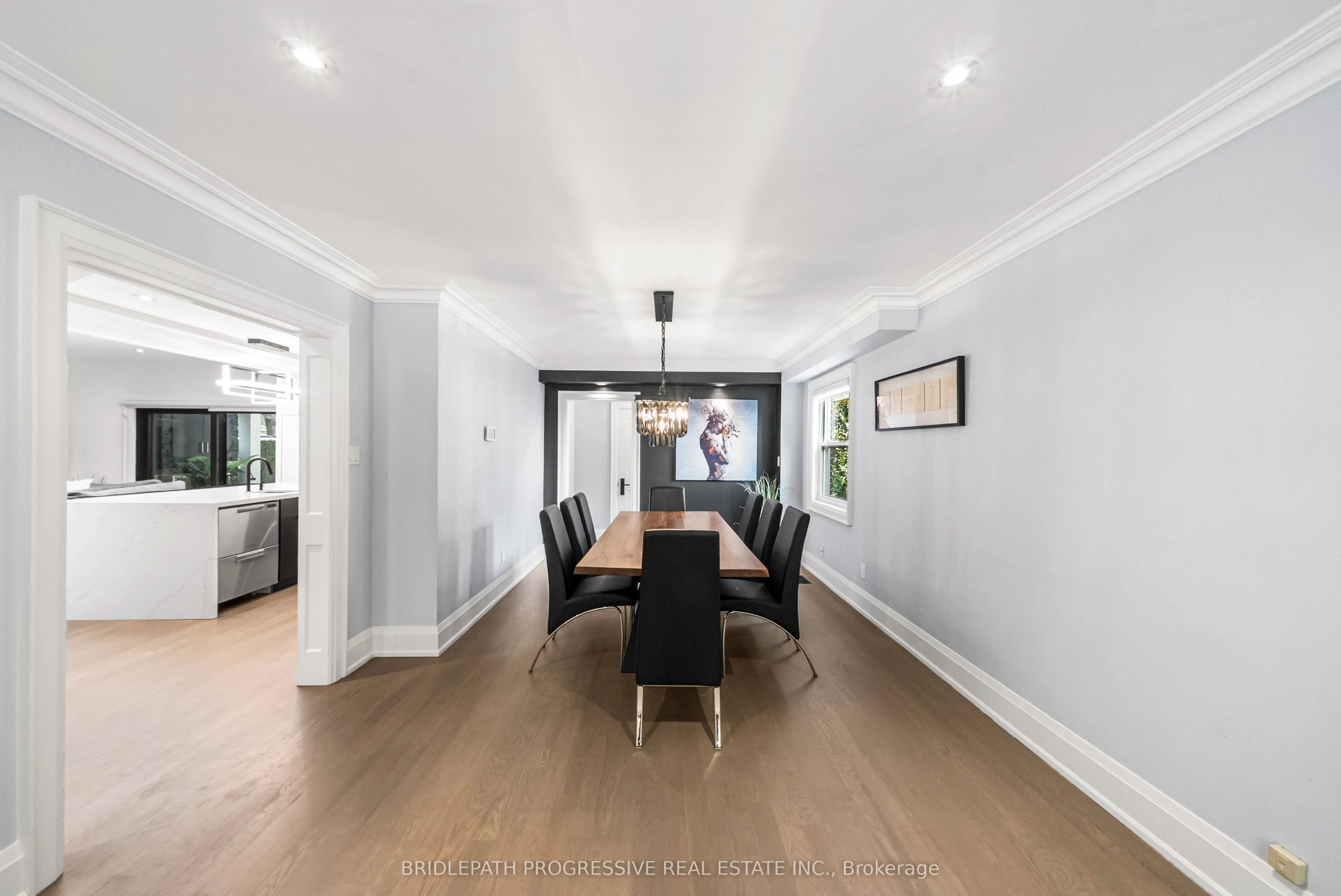 72 Royal Orchard Boulevard