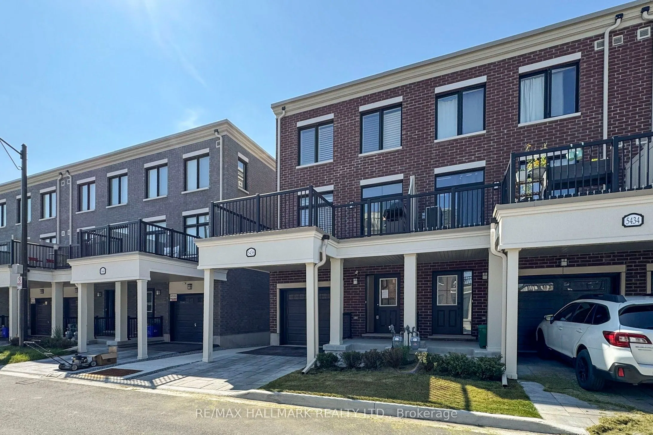 5436 Main Street