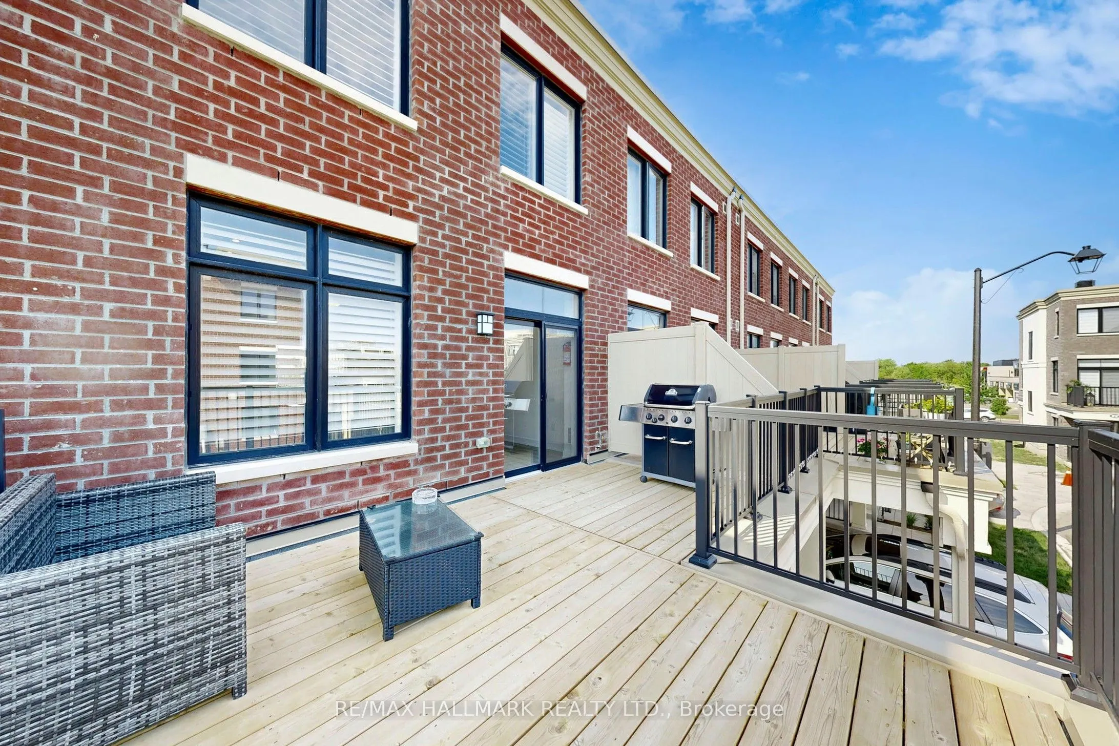 5436 Main Street