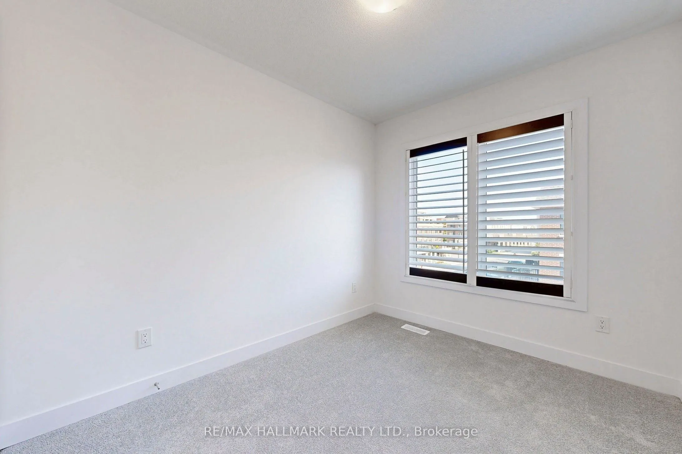 5436 Main Street